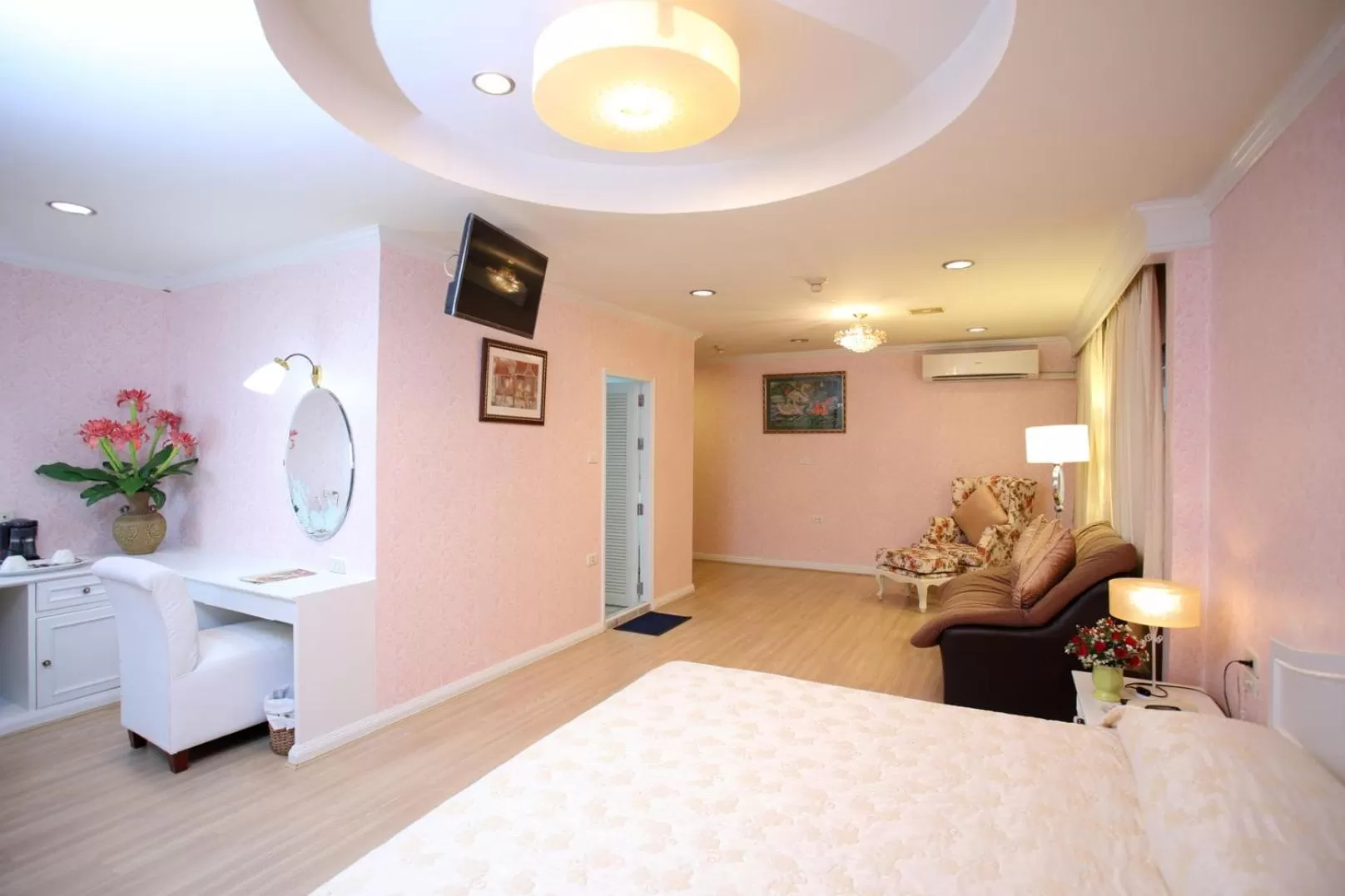 Triple Room in PJ Watergate Hotel