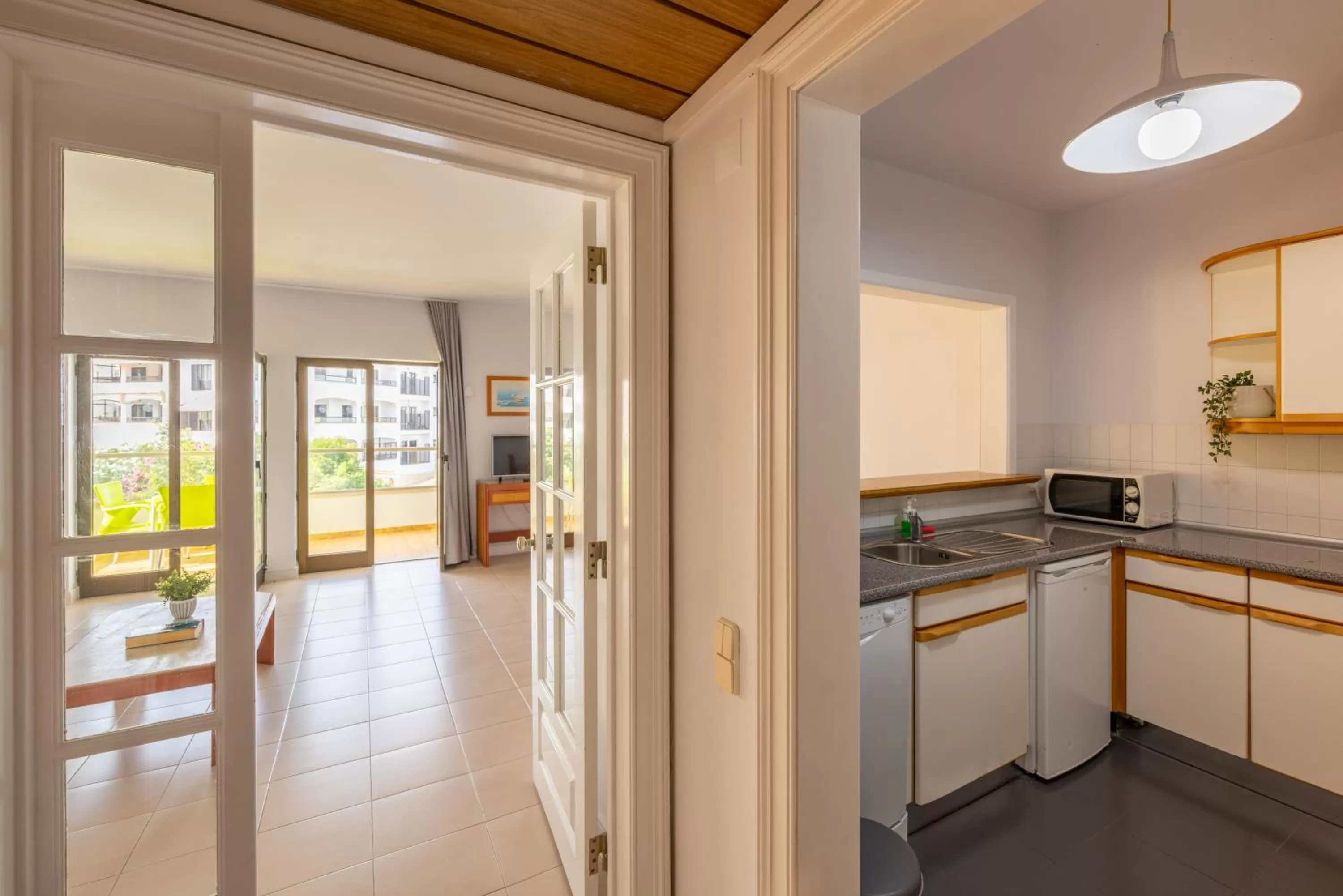 kitchen in Clube do Lago Hotel