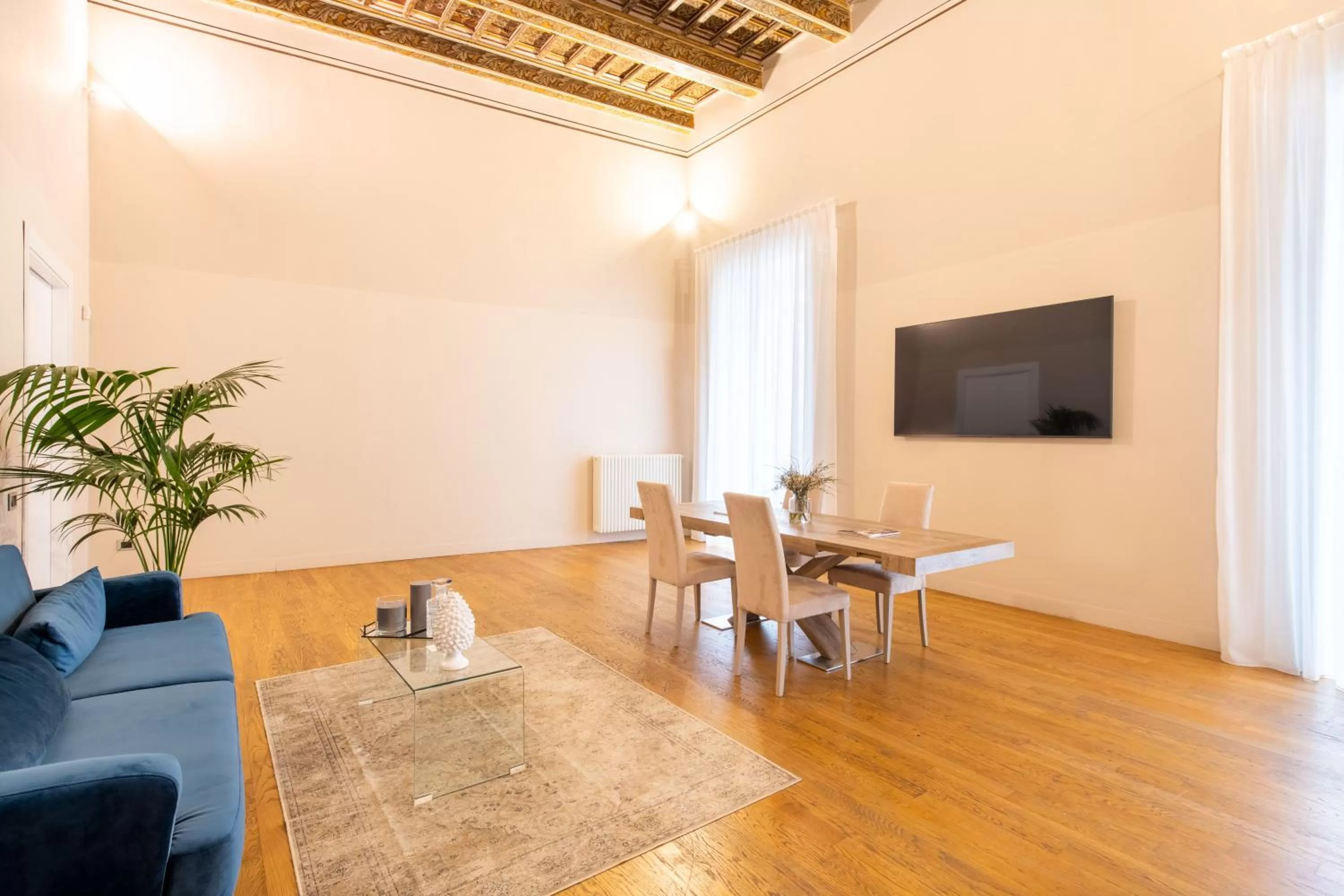 Communal lounge/ TV room in Moncada Suites & Apartments