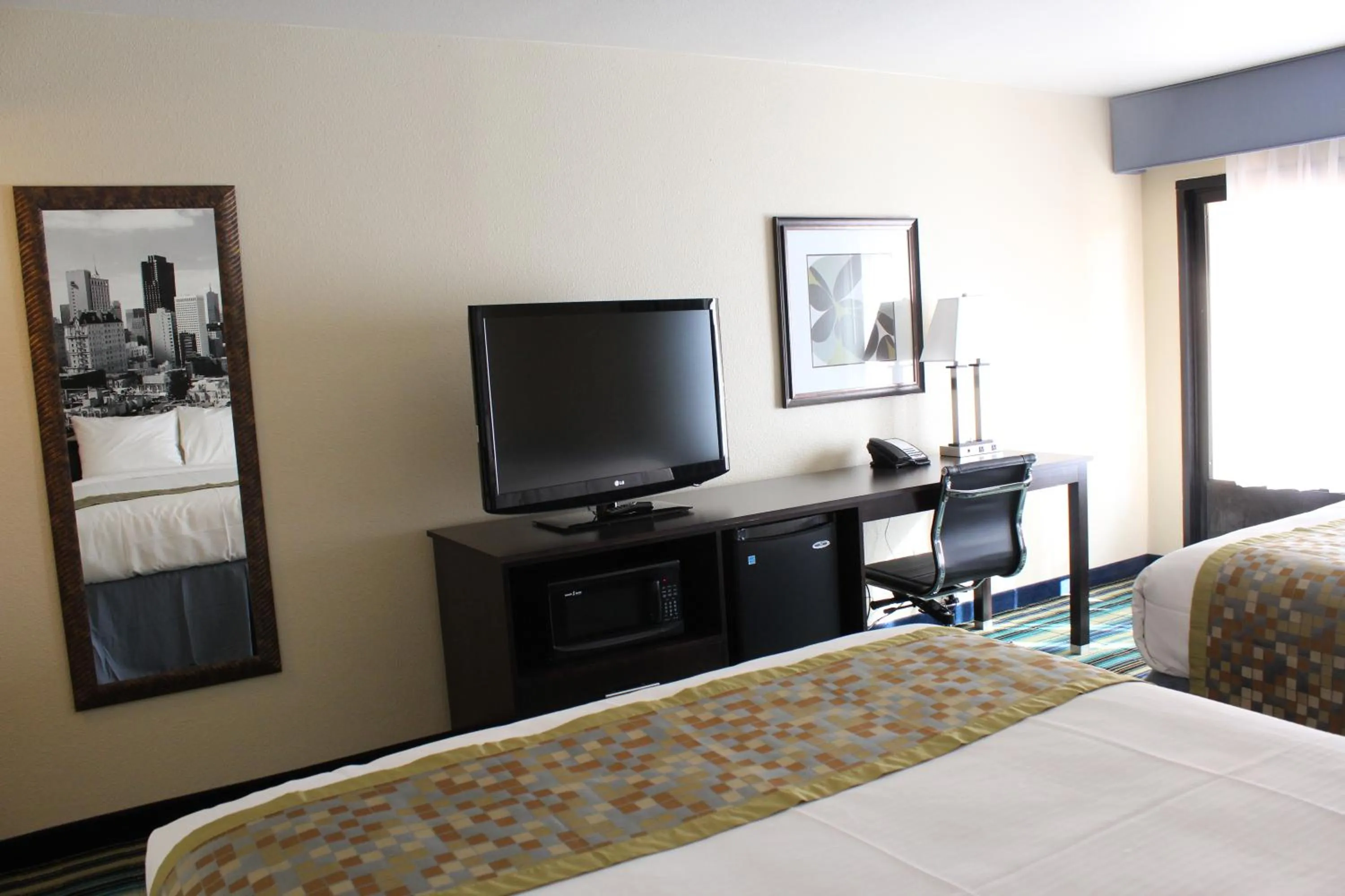 Decorative detail in Super 8 by Wyndham Vallejo/Napa Valley