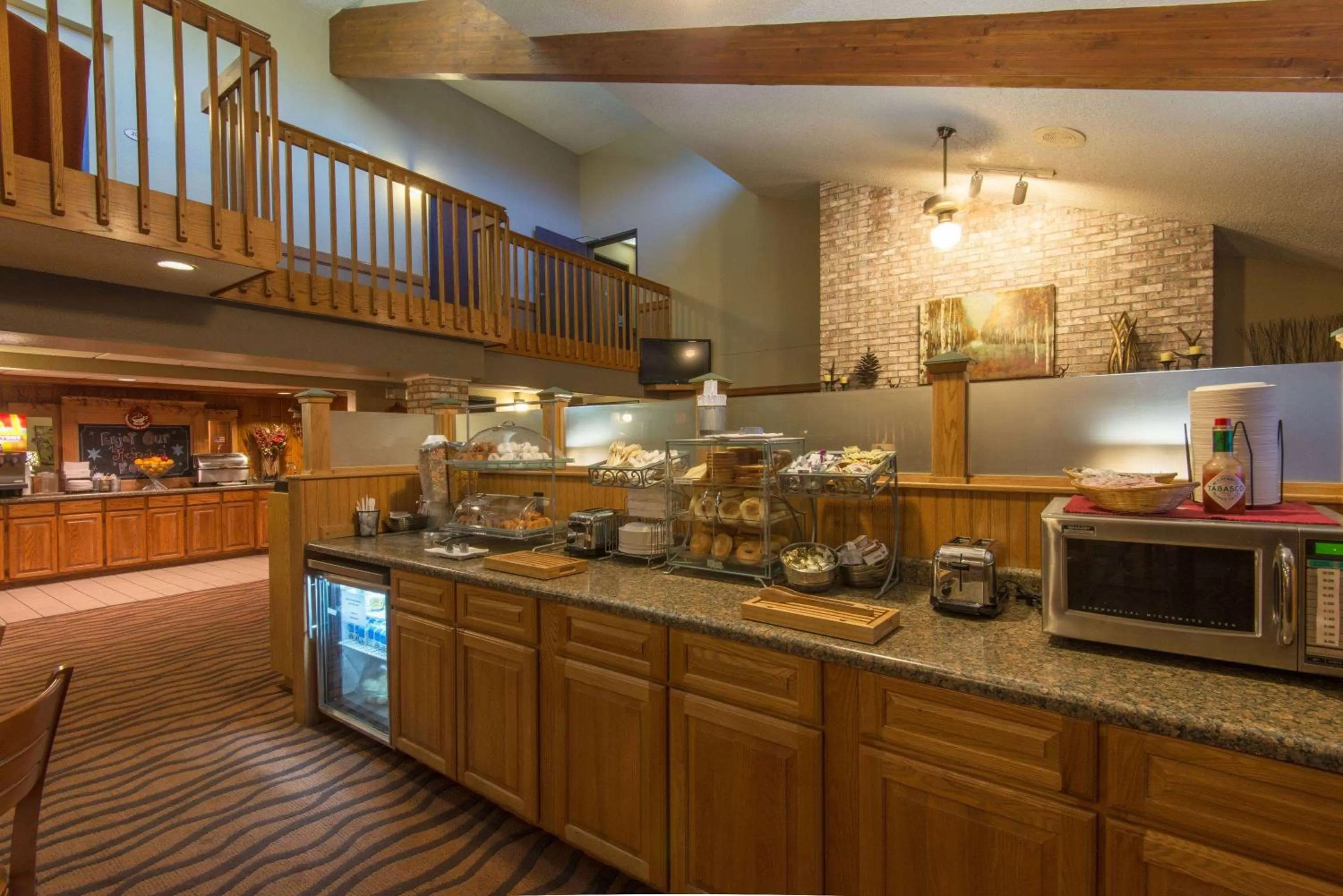 Restaurant/places to eat in AmericInn by Wyndham Minocqua