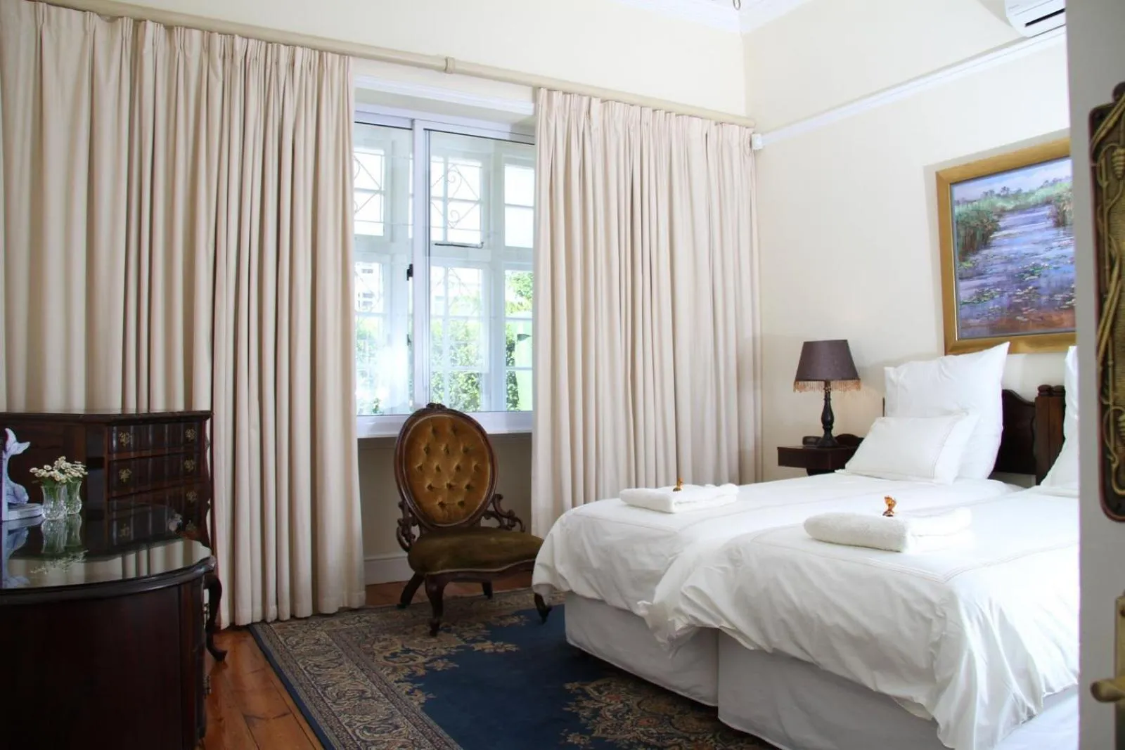 Photo of the whole room, Bed in 5 Camp Street Guesthouse & Self-catering