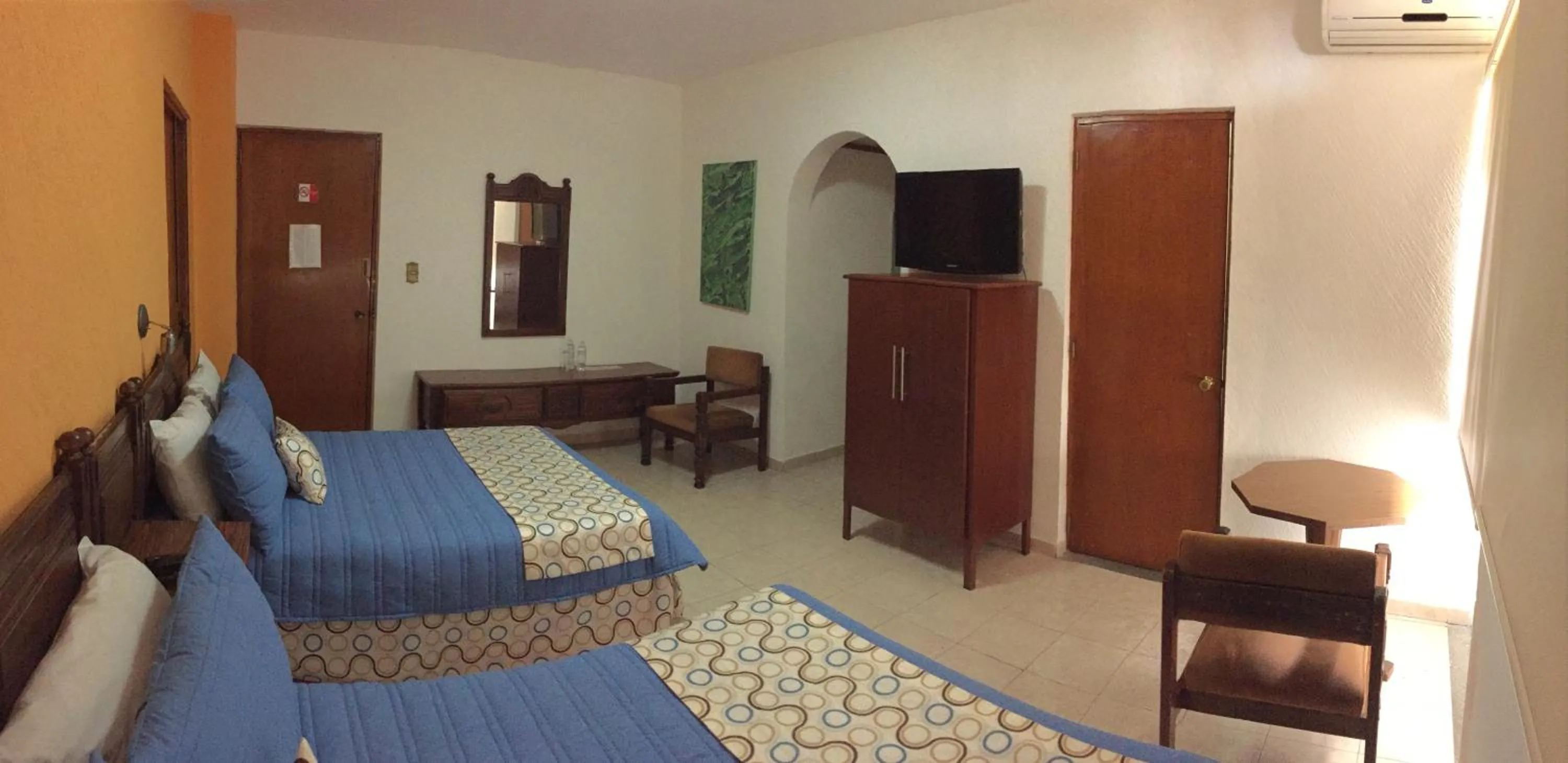 Bed in Hotel Palacio