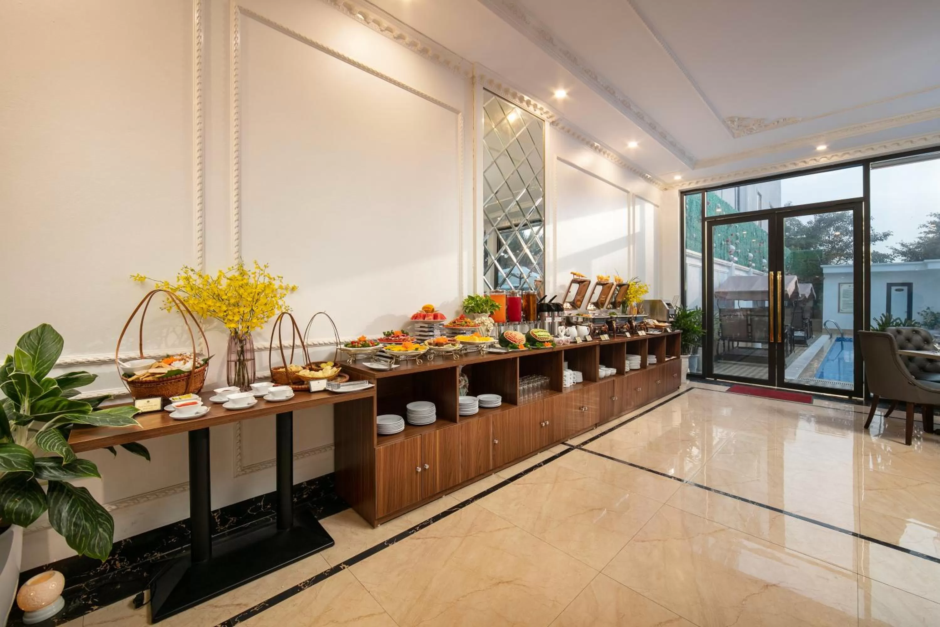 Restaurant/places to eat in Tam Coc Holiday Hotel & Villa