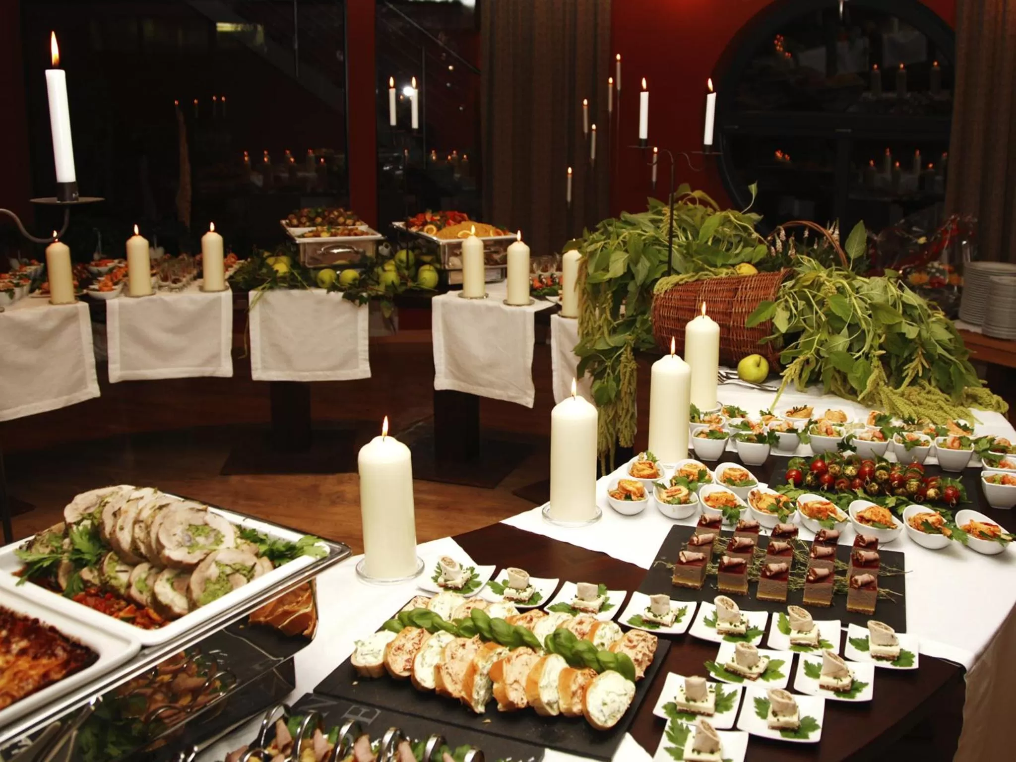 Food, Banquet Facilities in Rosendomizil