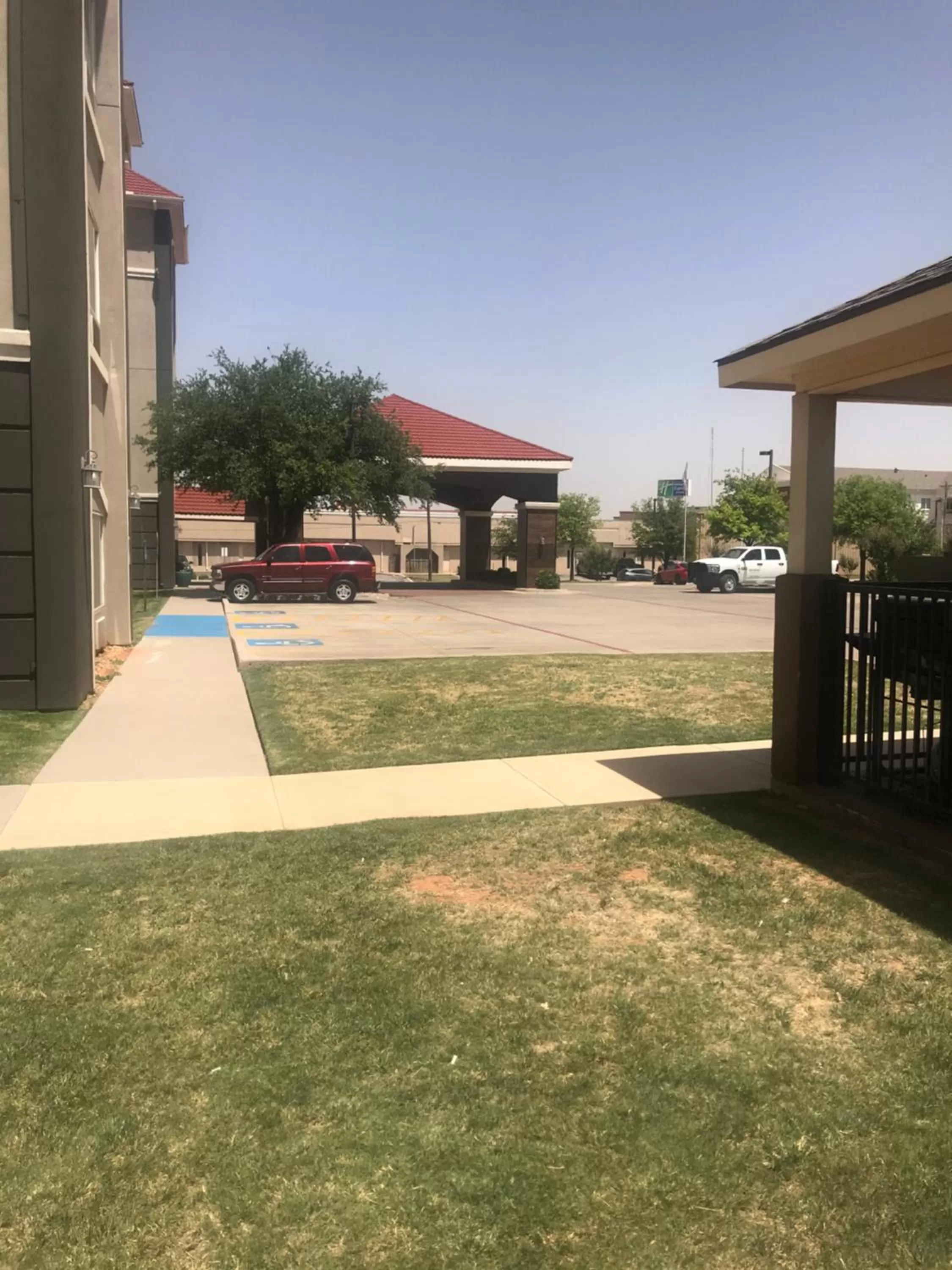 Property building in La Quinta by Wyndham Abilene Mall