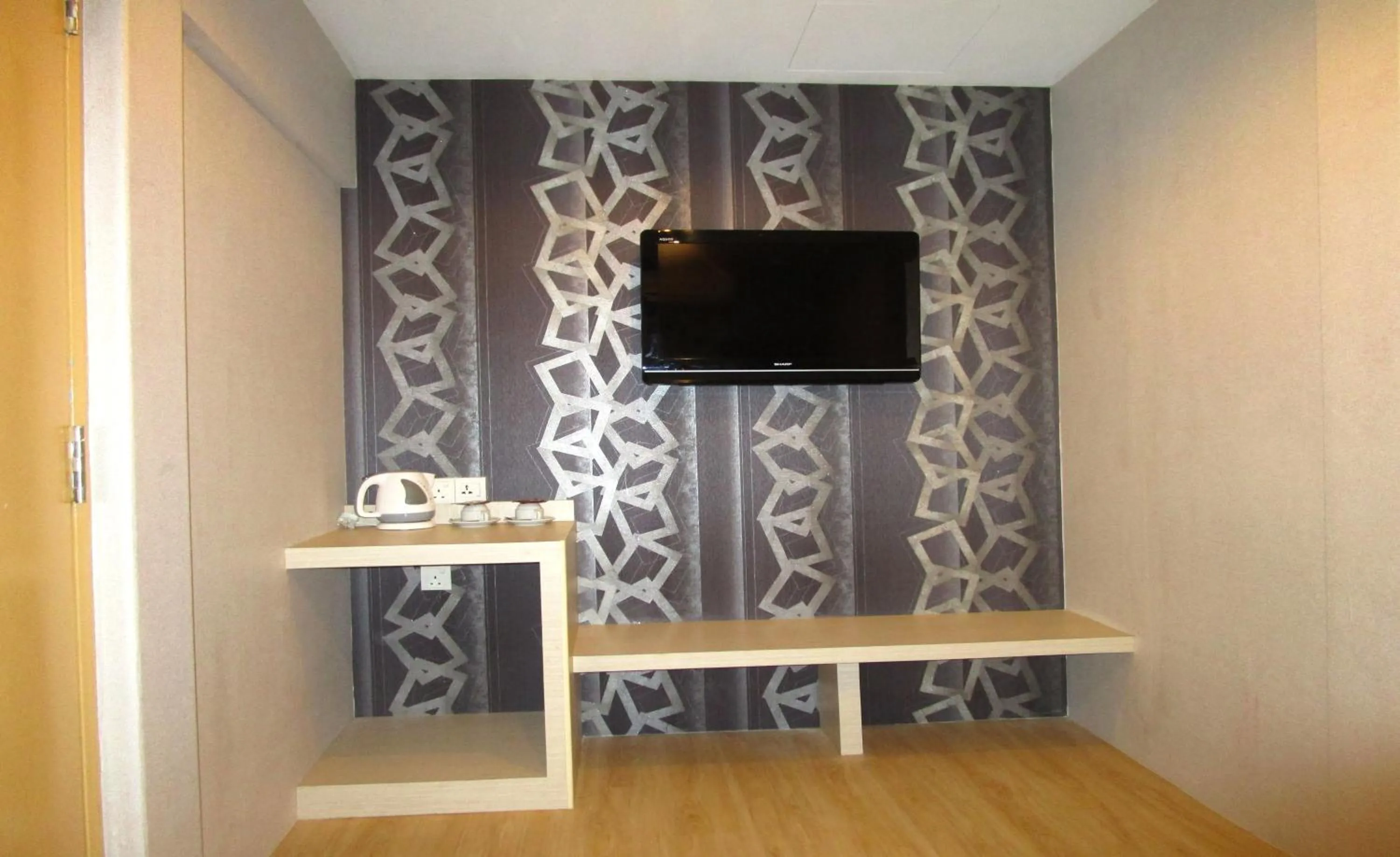 TV and multimedia in T-Hotel Bukit Bintang