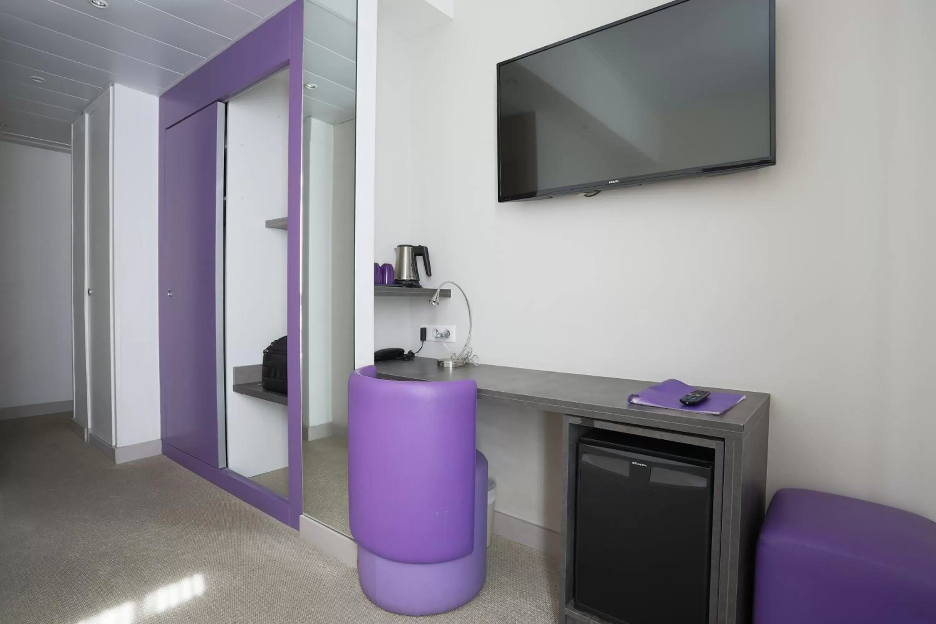 TV and multimedia in Hôtel de la Fontaine