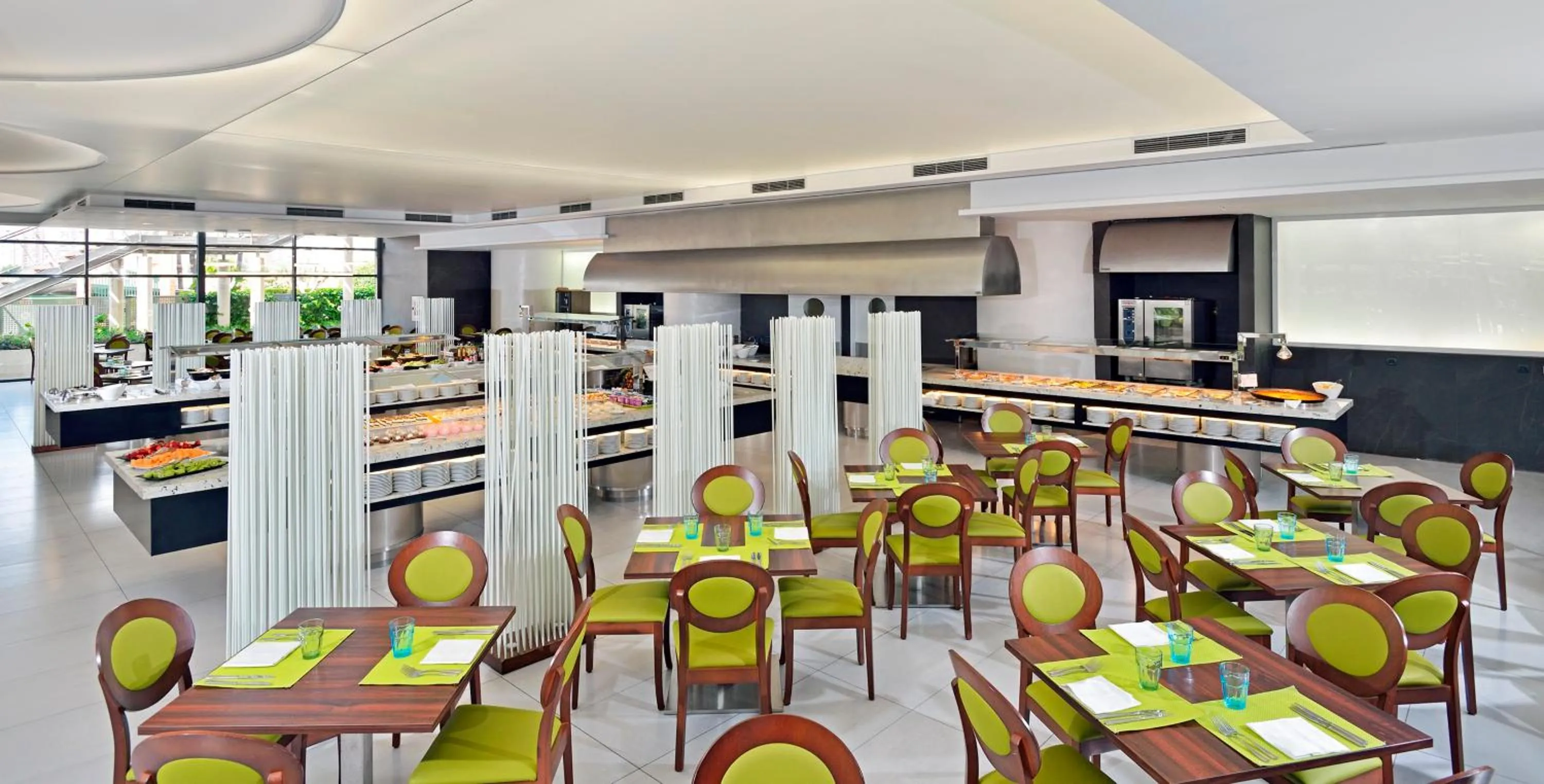 Restaurant/places to eat in Melia Benidorm