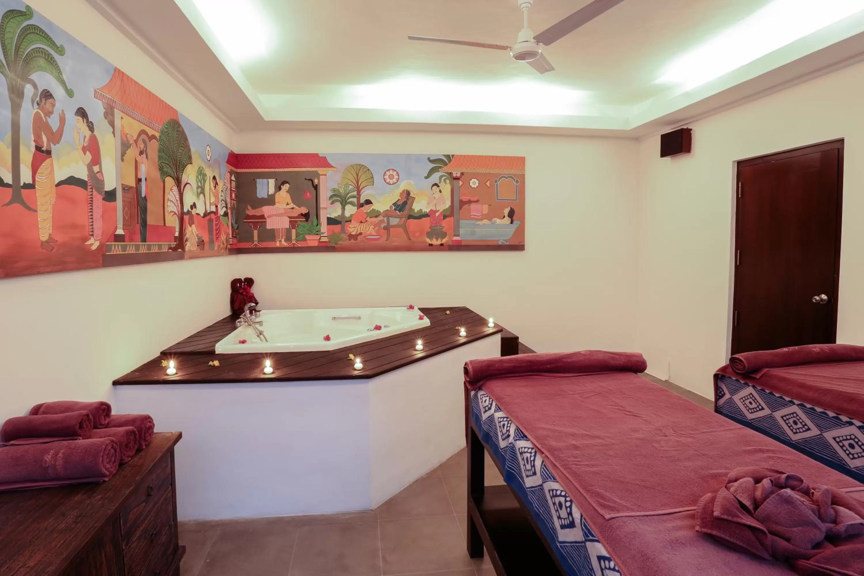 Hot Tub in Kandy The Tourmaline