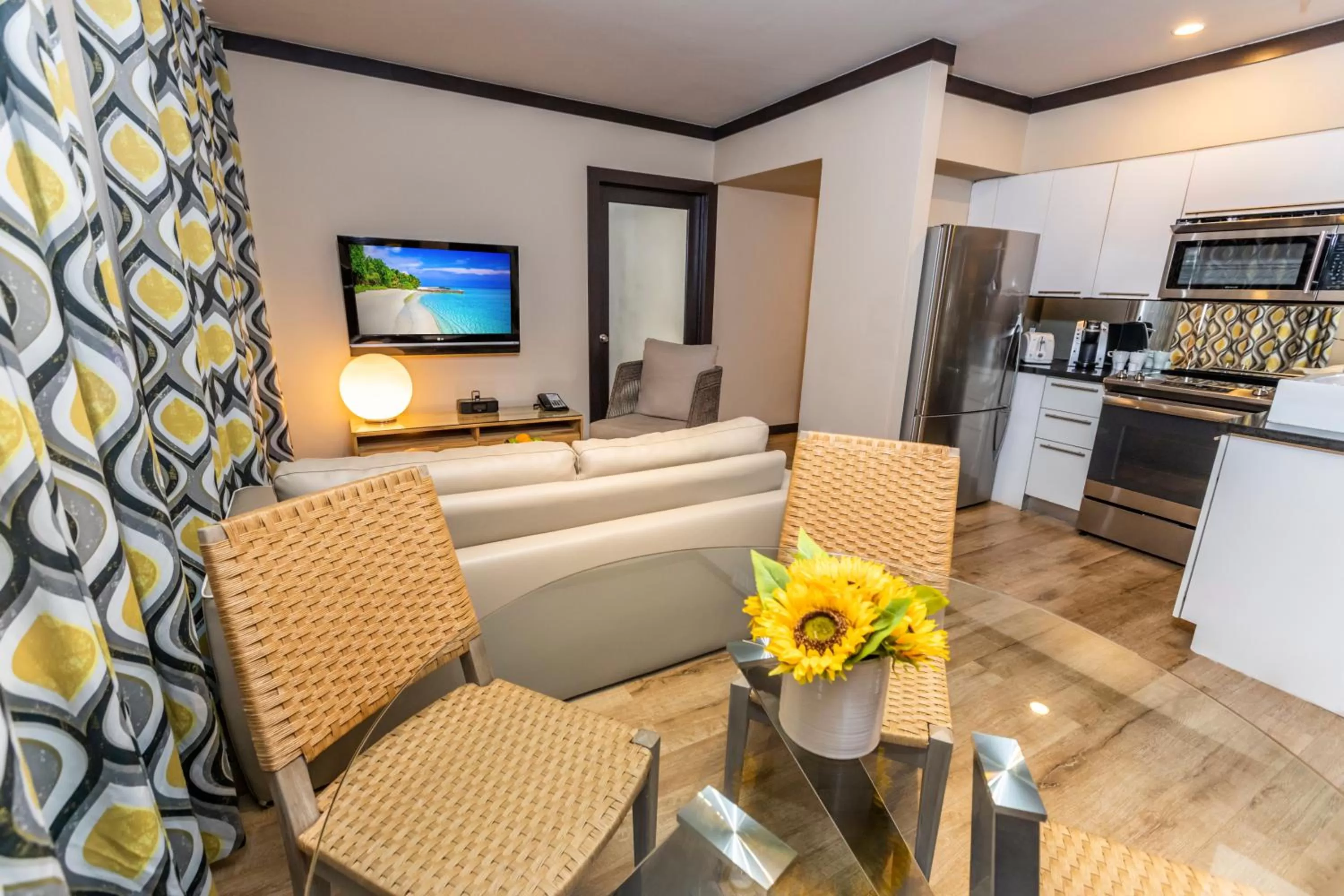 Kitchen or kitchenette in Metropole Suites South Beach