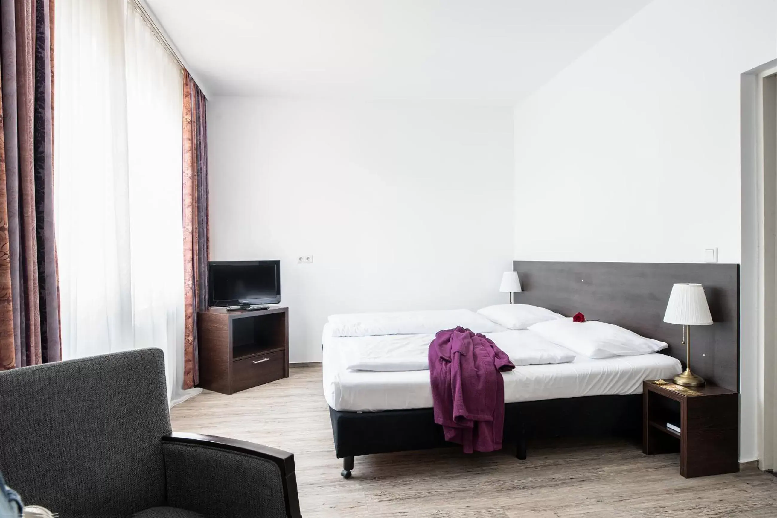 Comfort Double Room in Hotel Lützow Comfort Double Room in Hotel Lützow