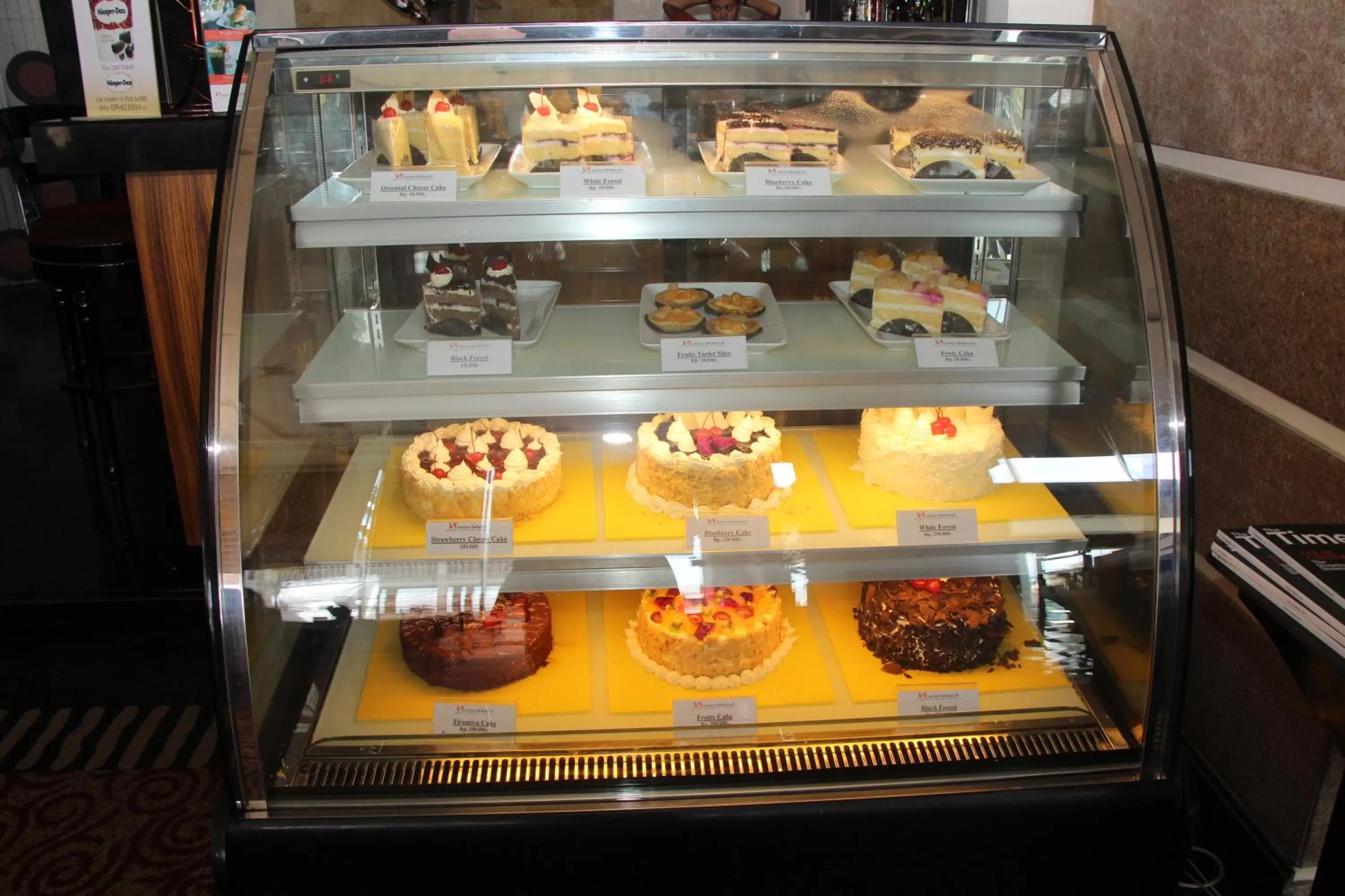 Lounge or bar in Swiss-Belhotel Borneo Samarinda