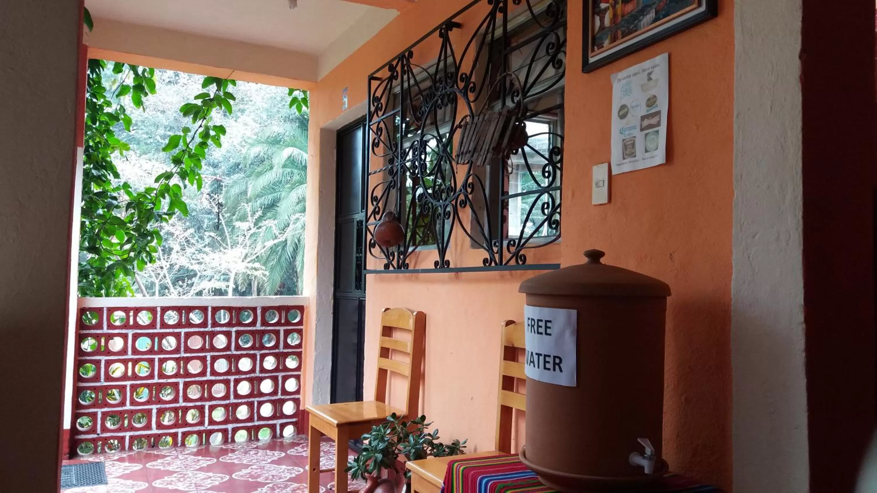 Property building in Hospedaje El Viajero