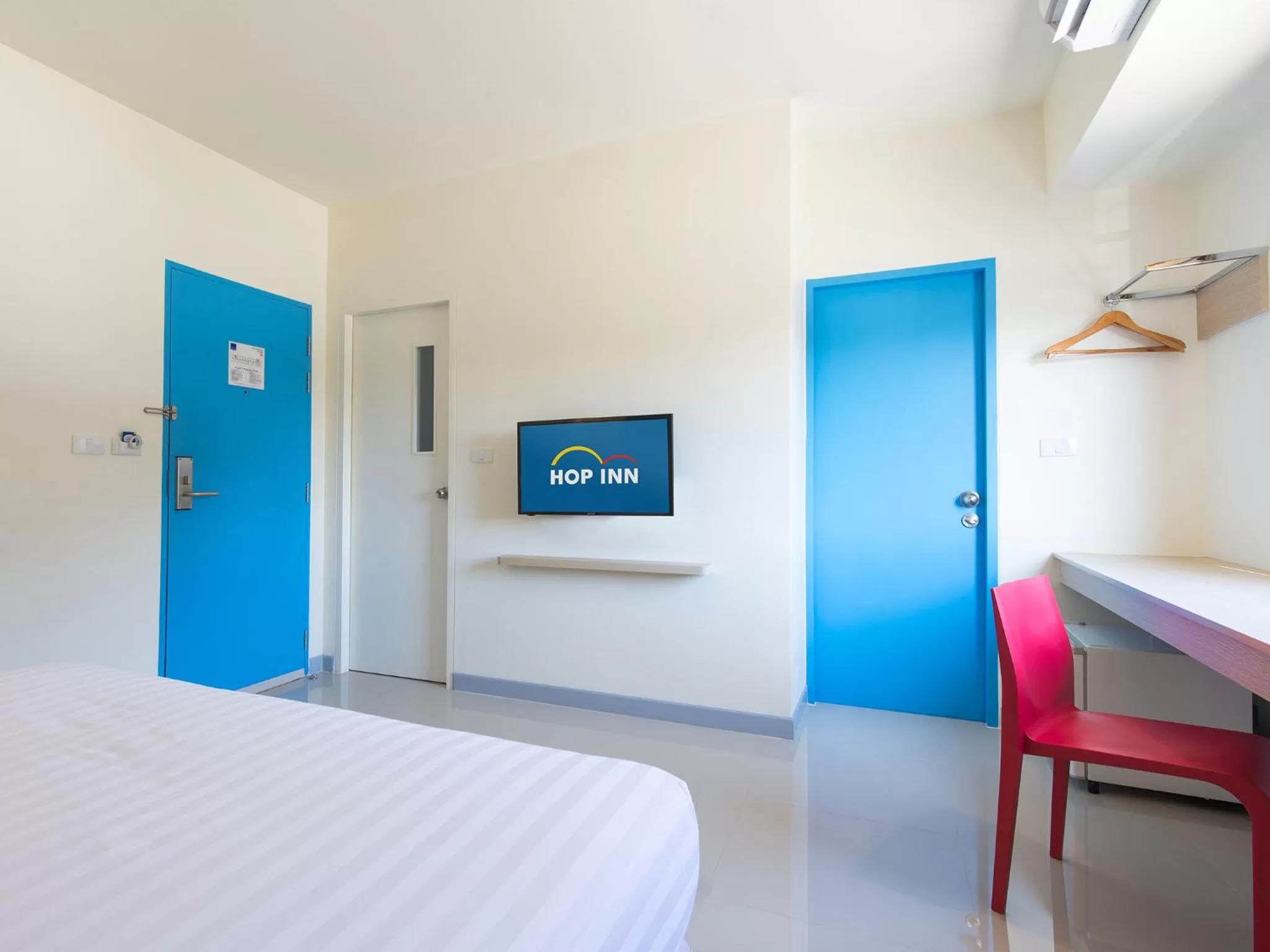 Bedroom, Bed in HOP INN Nakhon Pathom