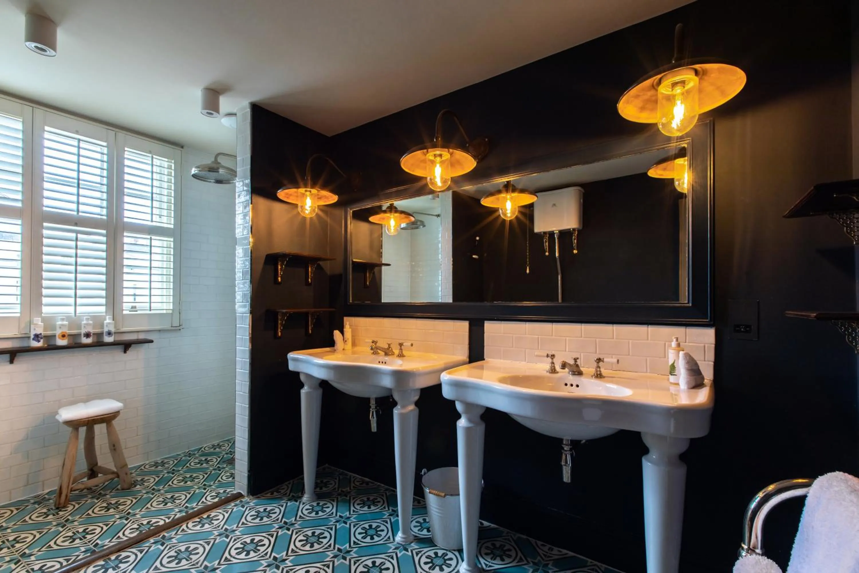 Shower in No38 The Park