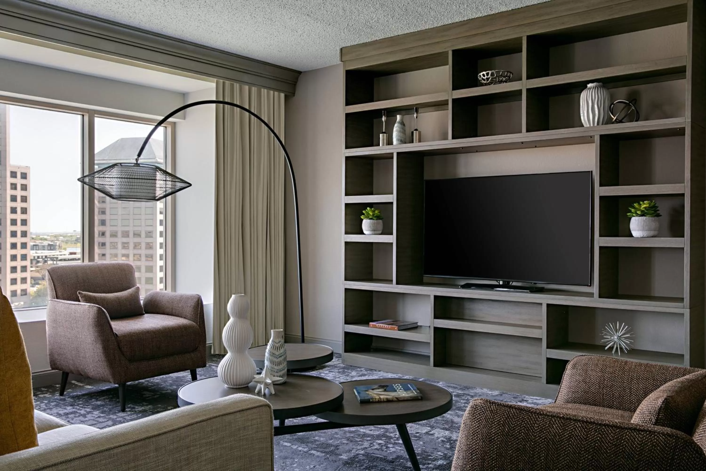 Living room in Marriott Dallas Las Colinas