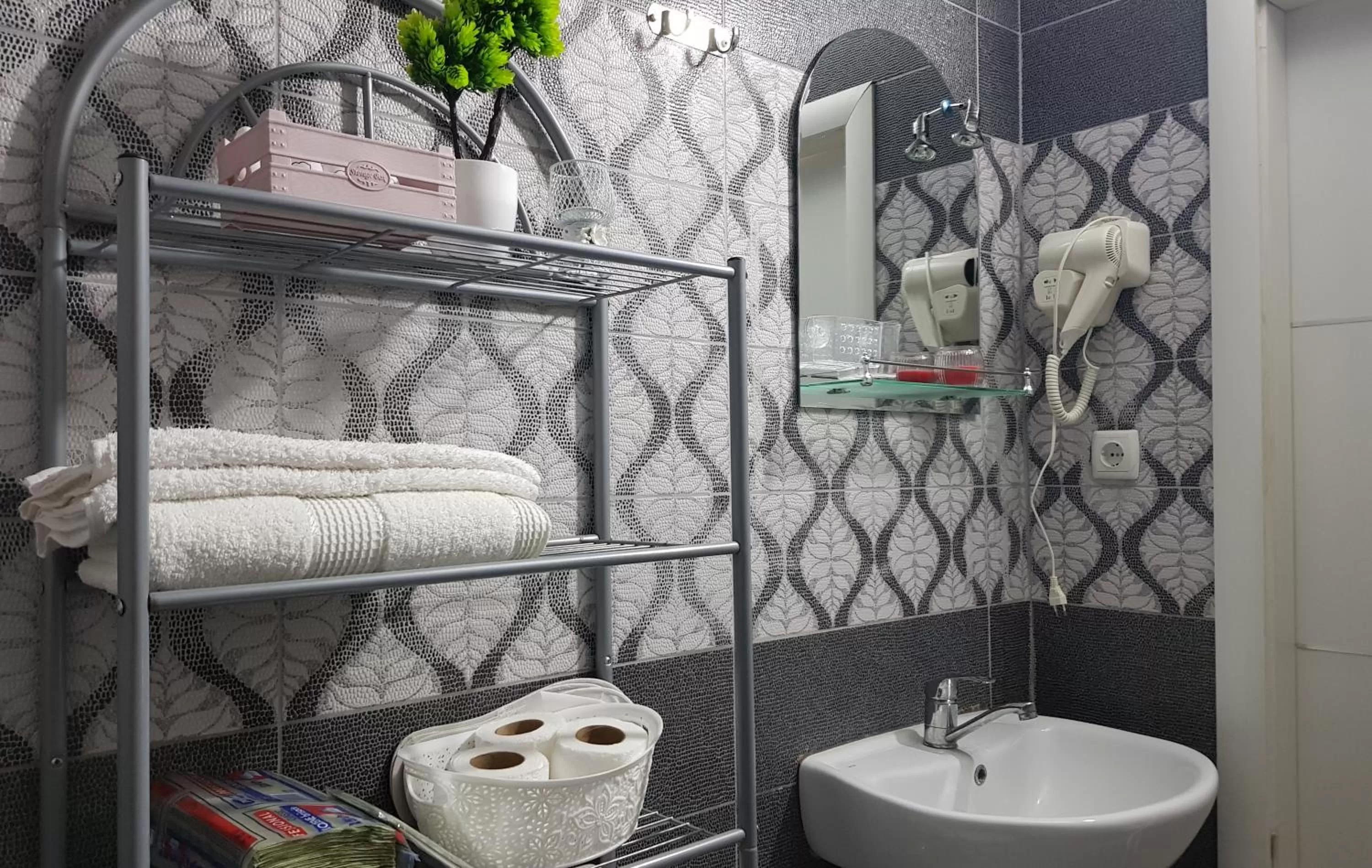 Bathroom in Hotel Kika