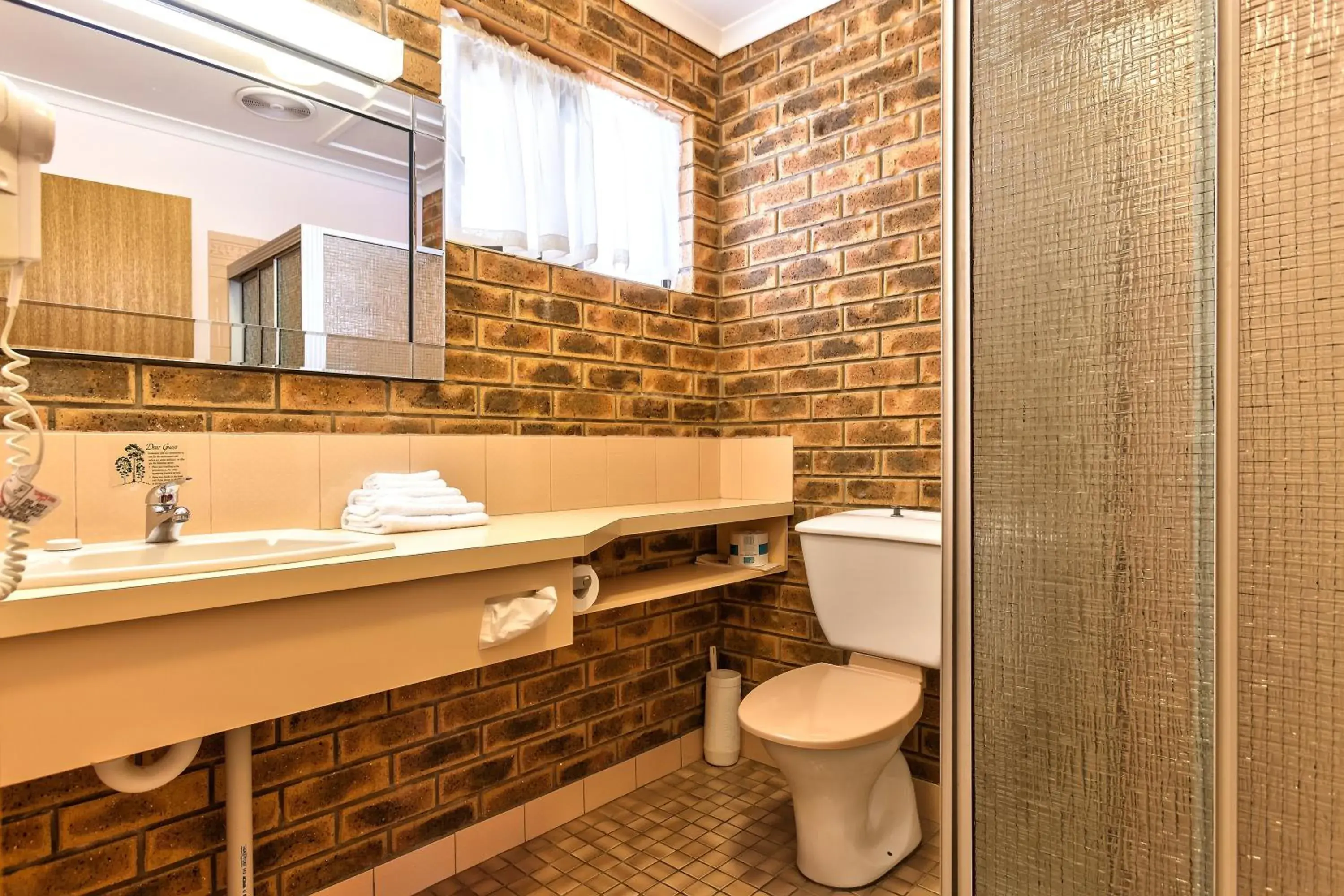 Standard Twin Room in Hume Country Motor Inn Standard Twin Room in Hume Country Motor Inn