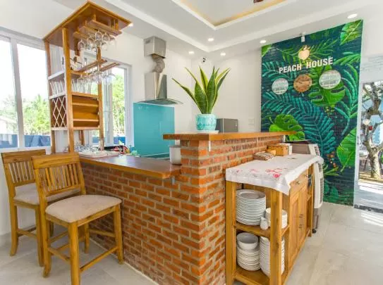 Kitchen or kitchenette, Restaurant/Places to Eat in Peach House