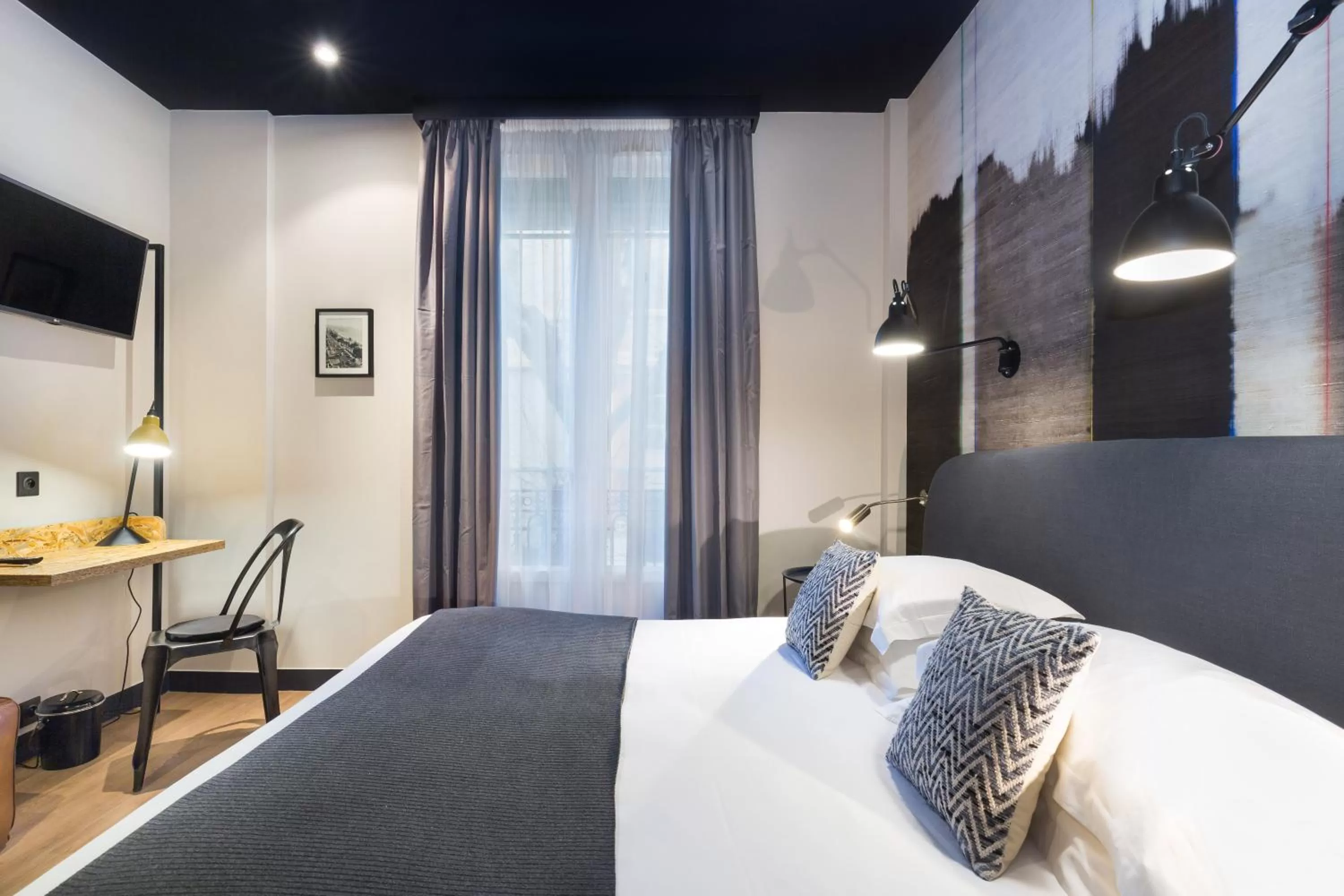 Decorative detail, Bed in Hotel So’Co by Happyculture