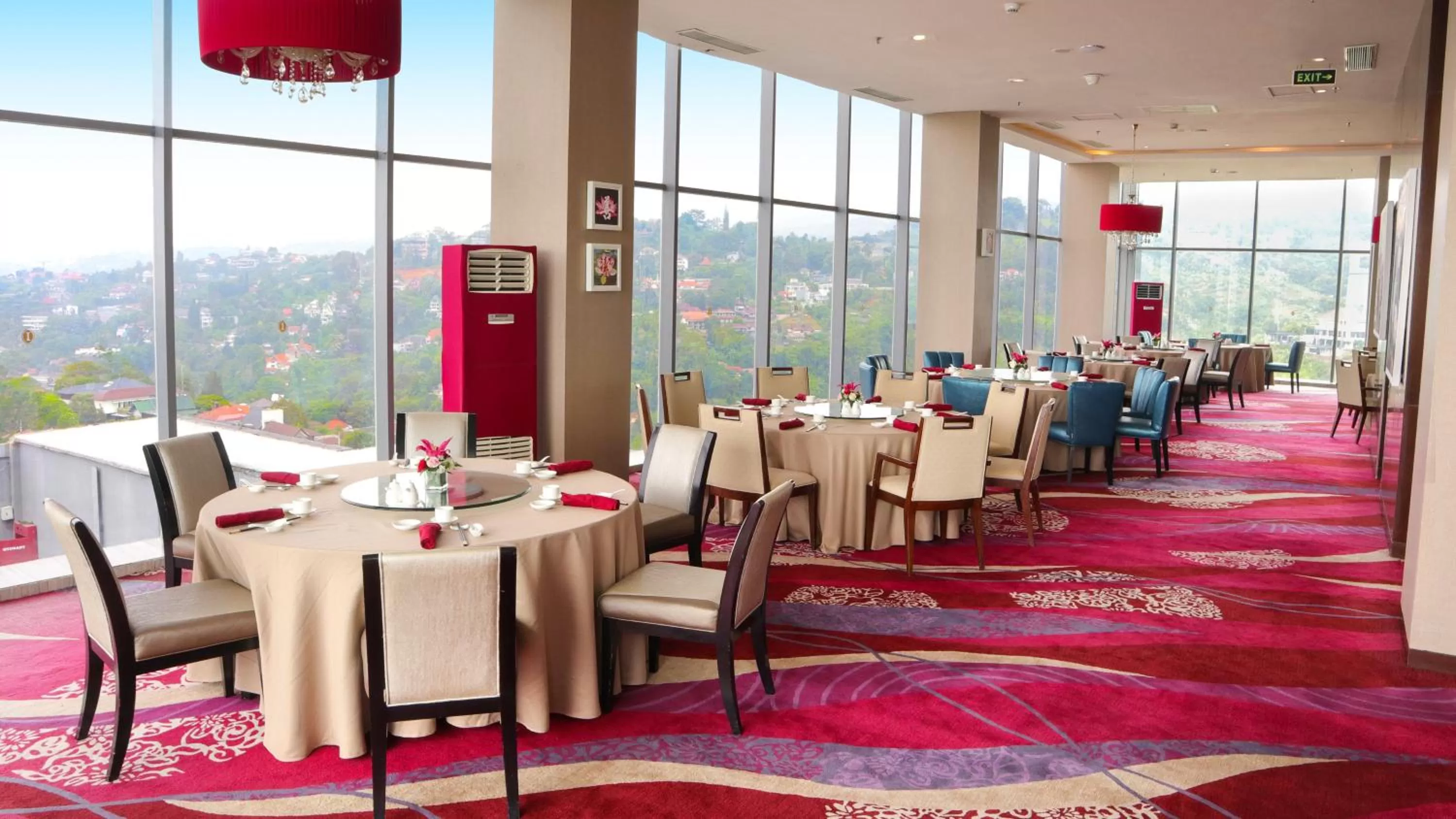 Restaurant/places to eat in InterContinental Bandung Dago Pakar by IHG