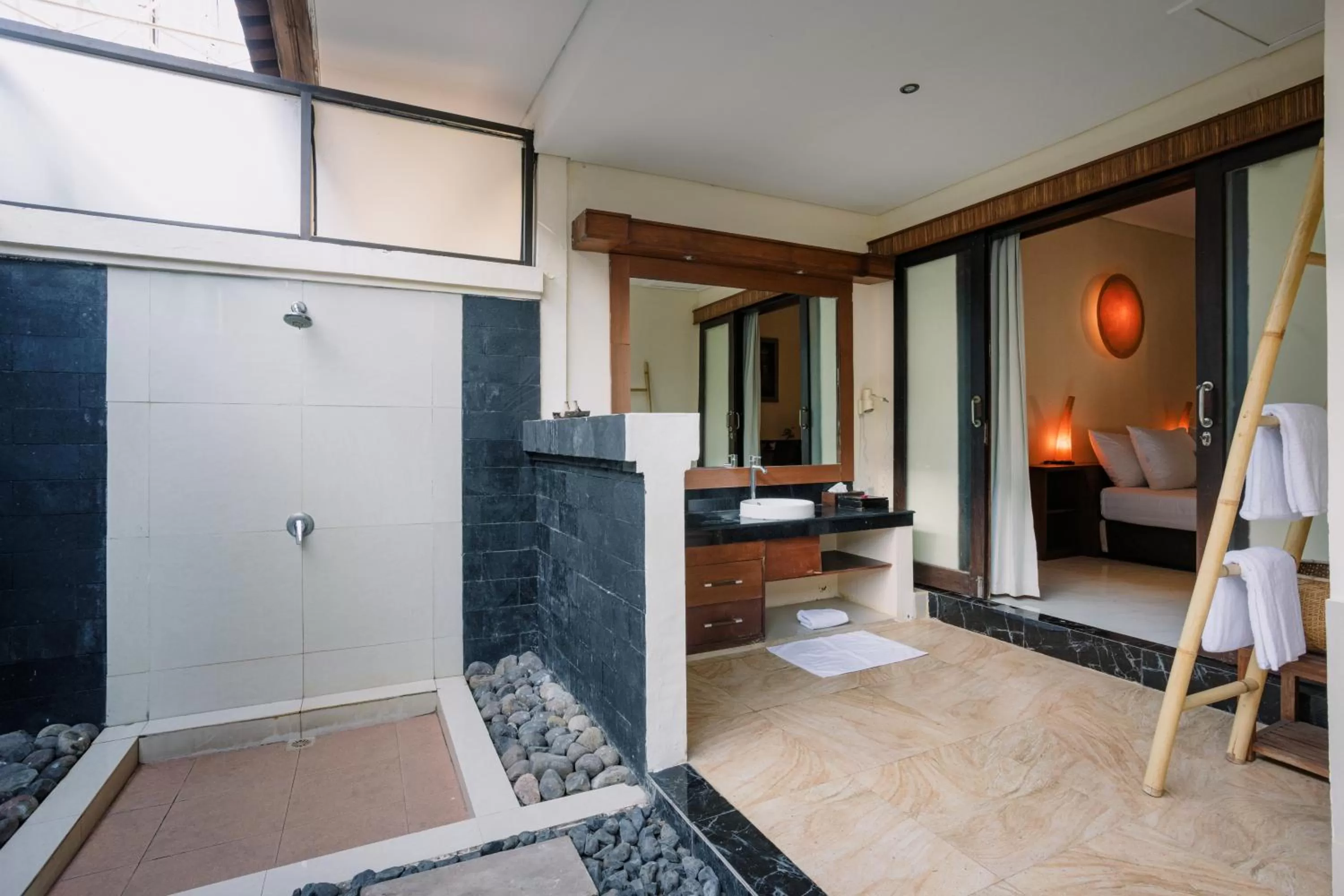 Bathroom, Bed in Vila Ombak