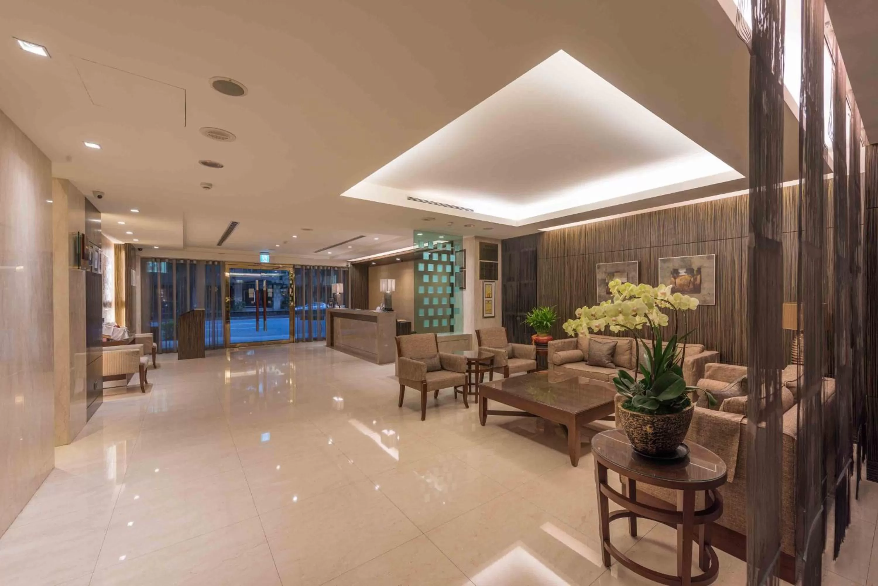 Lobby or reception in Royal Biz Taipei Hotel