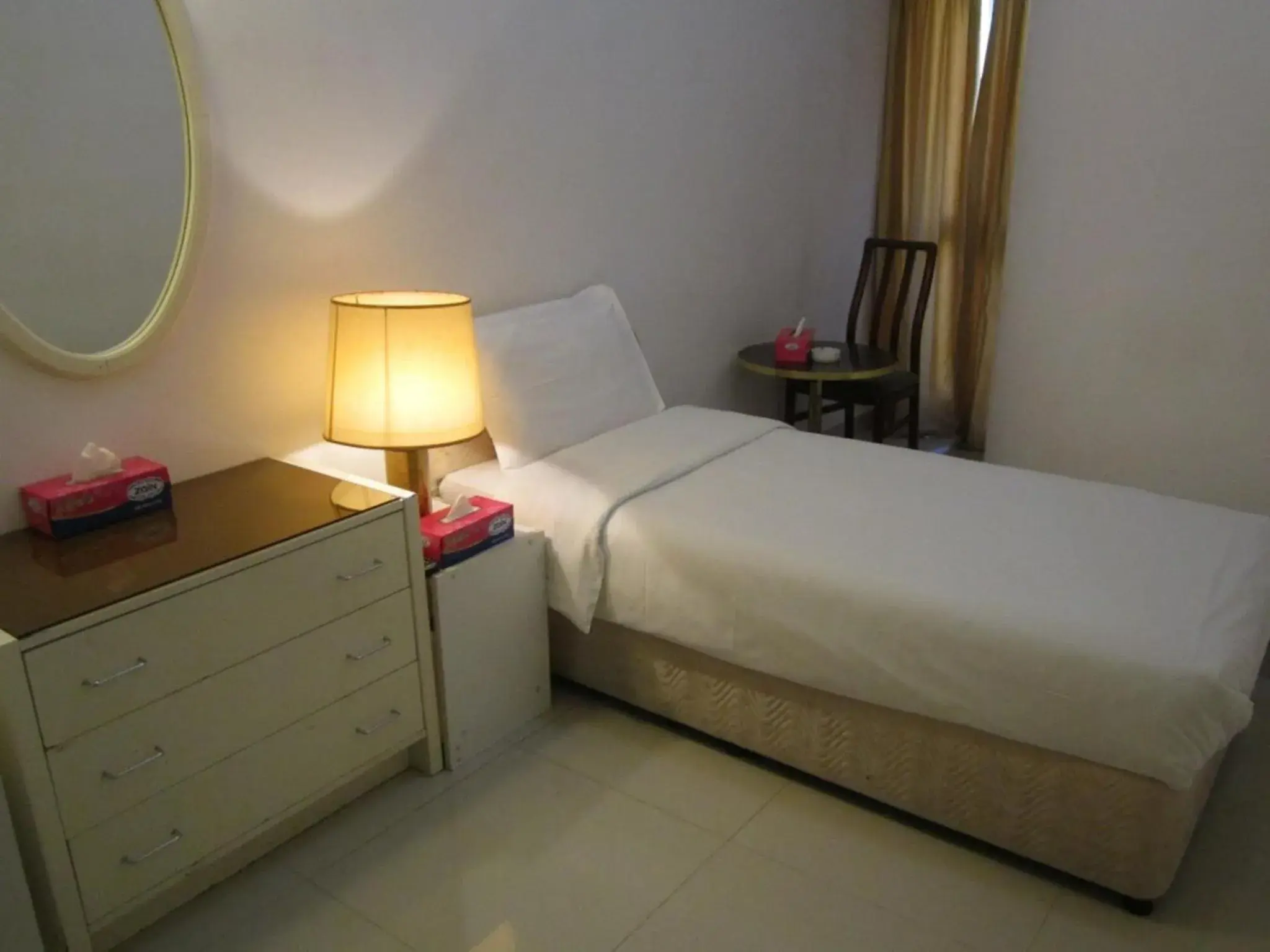 Single Room in Qurum Beach Hotel Single Room in Qurum Beach Hotel