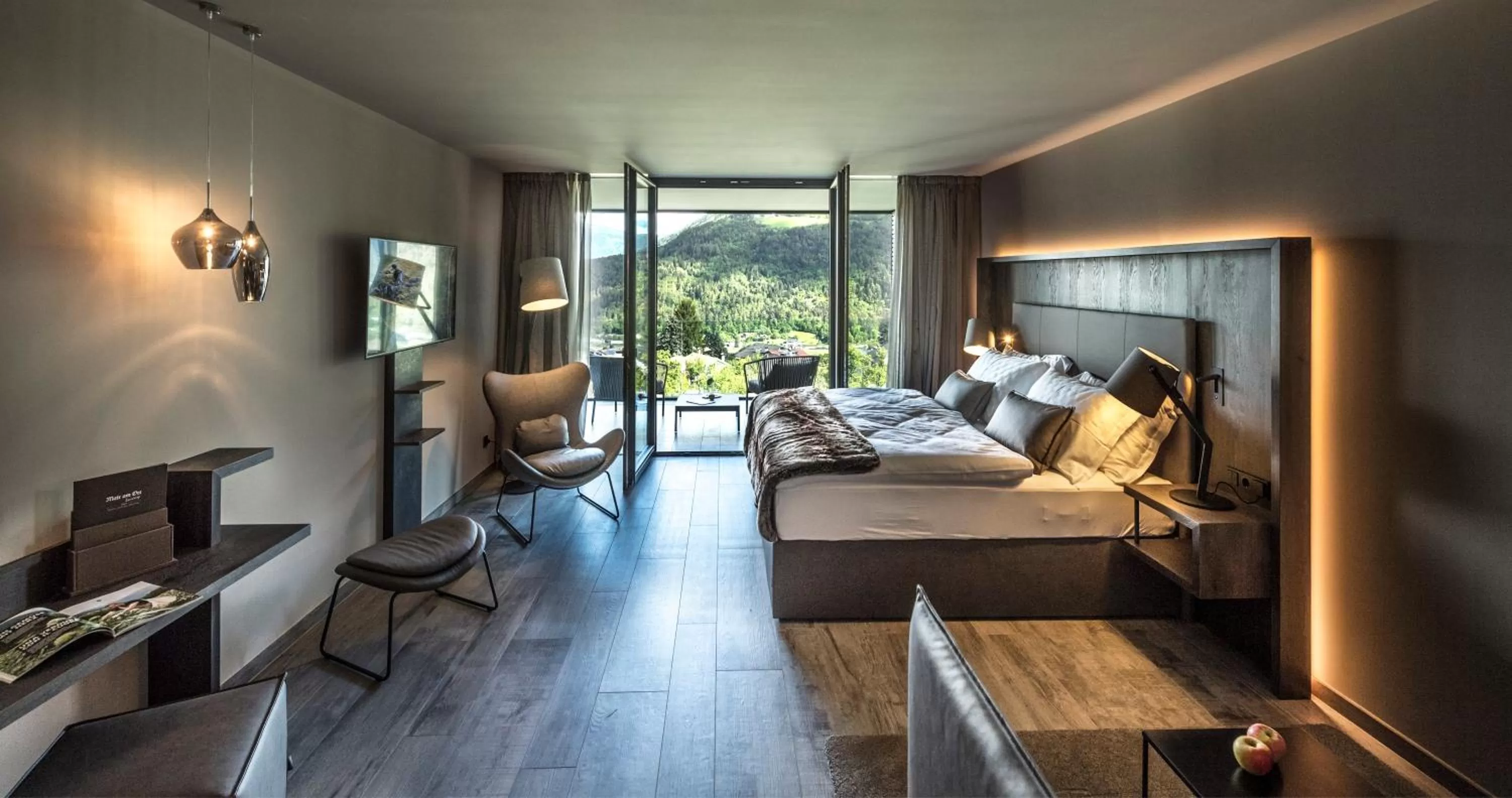 Bedroom, Seating Area in Mair Am Ort Living Hotel B&B