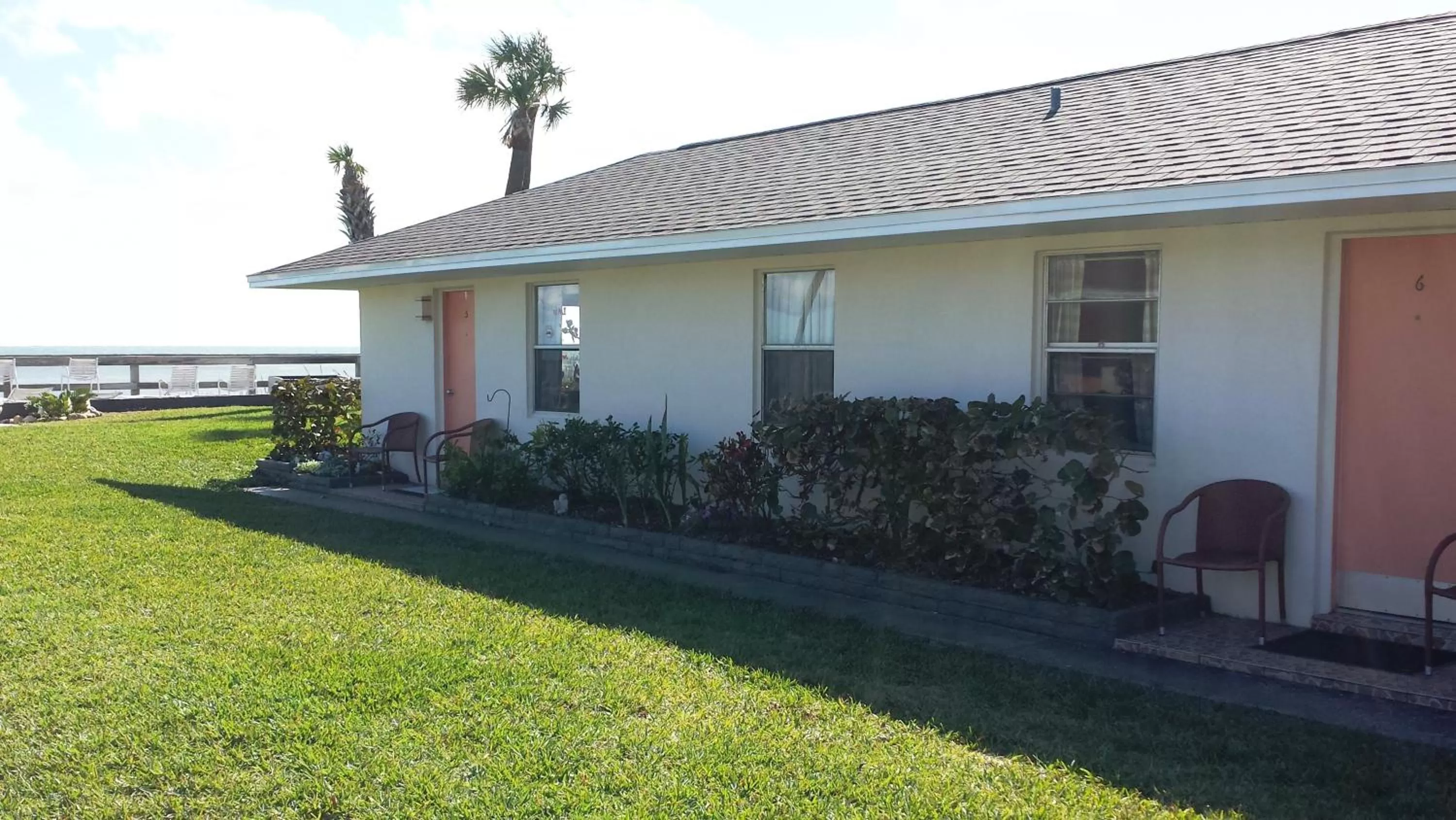 Property building in Surf Studio Beach Resort