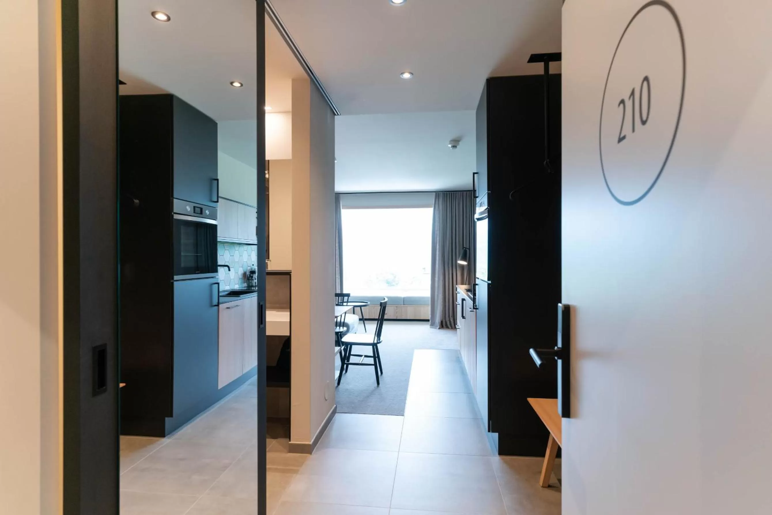 Kitchen/Kitchenette in Apart & Suiten Hotel WEIDEN