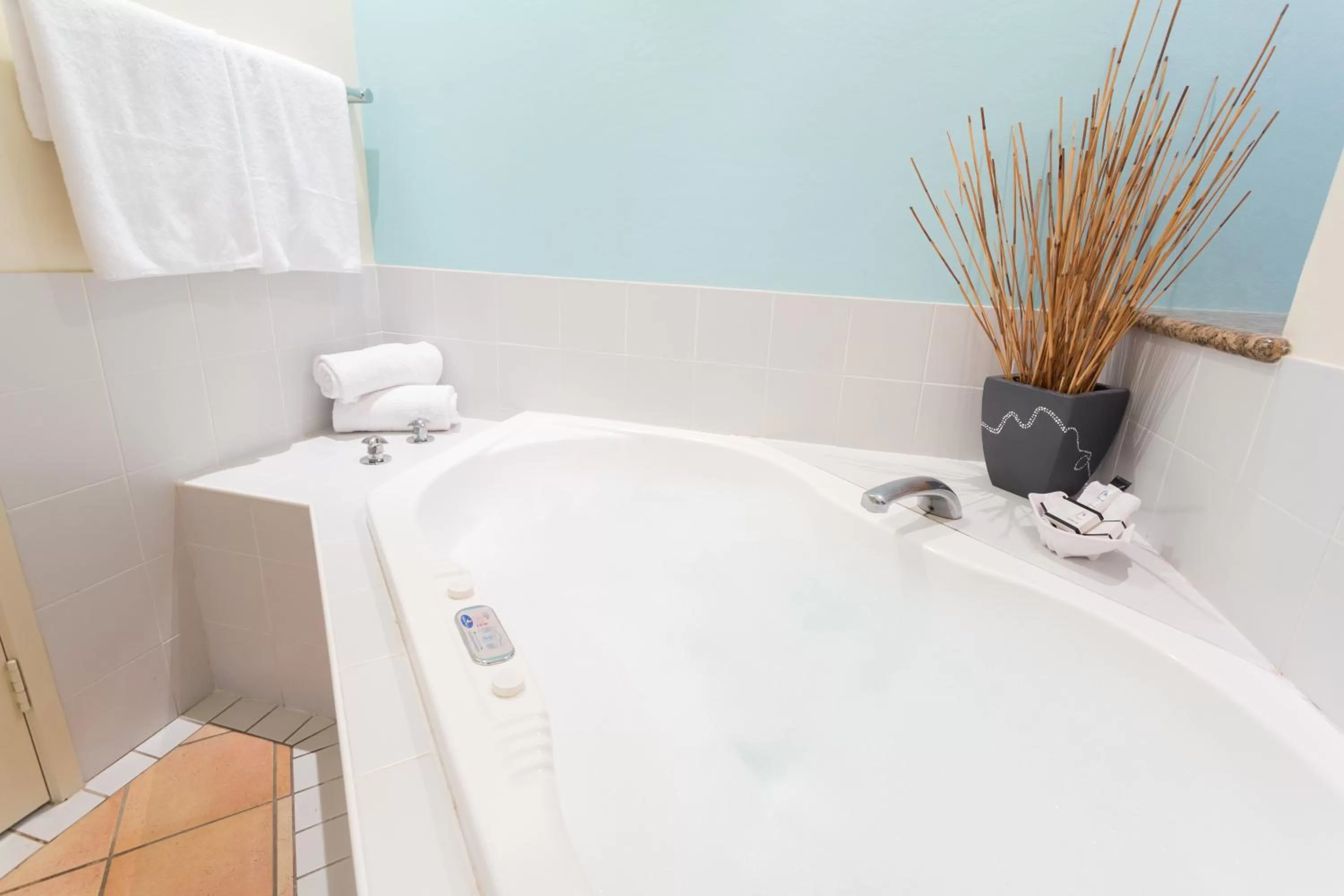 Bathroom in Ballina Beach Resort