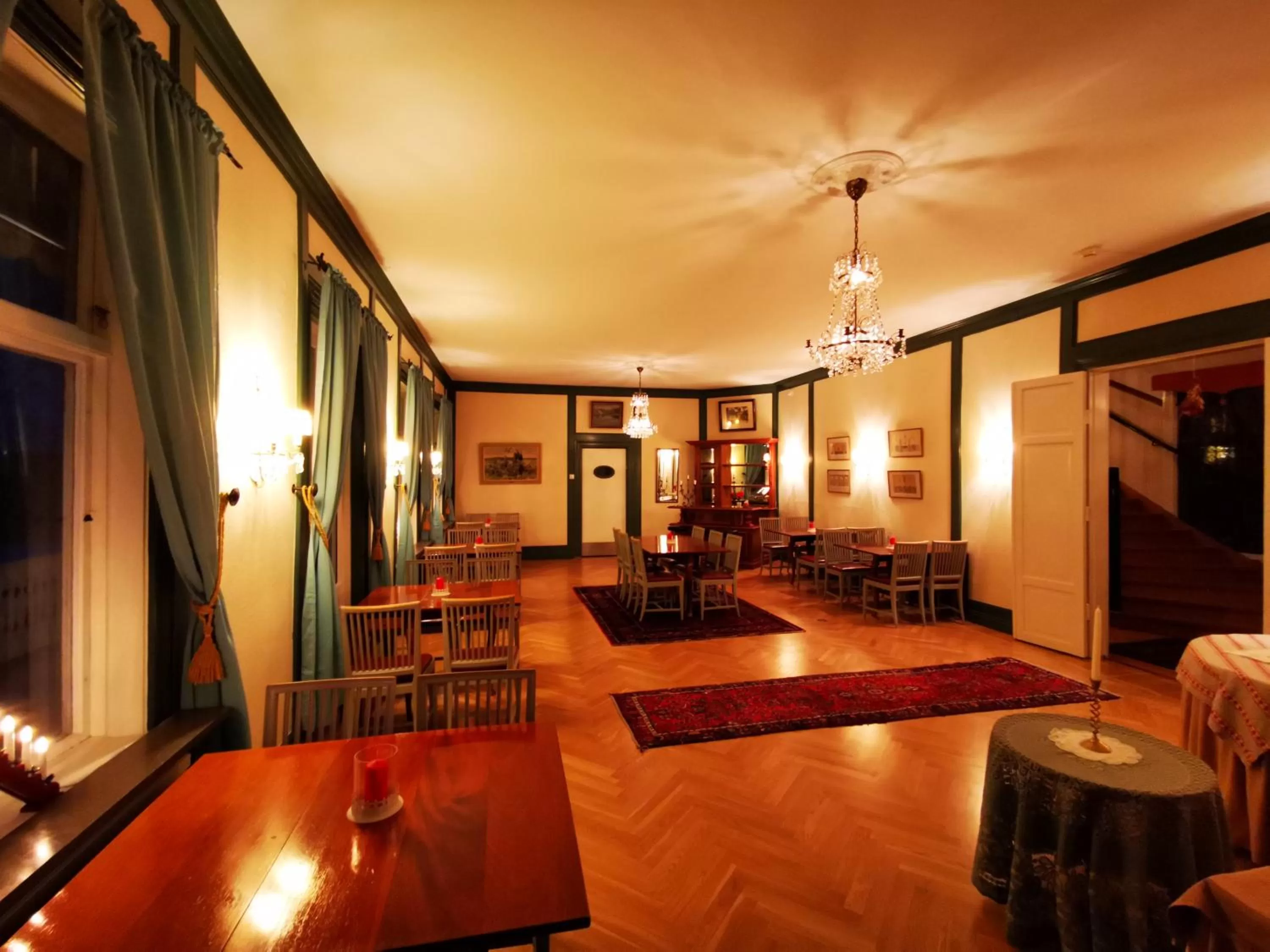 Restaurant/places to eat in Ulfshyttans Herrgård