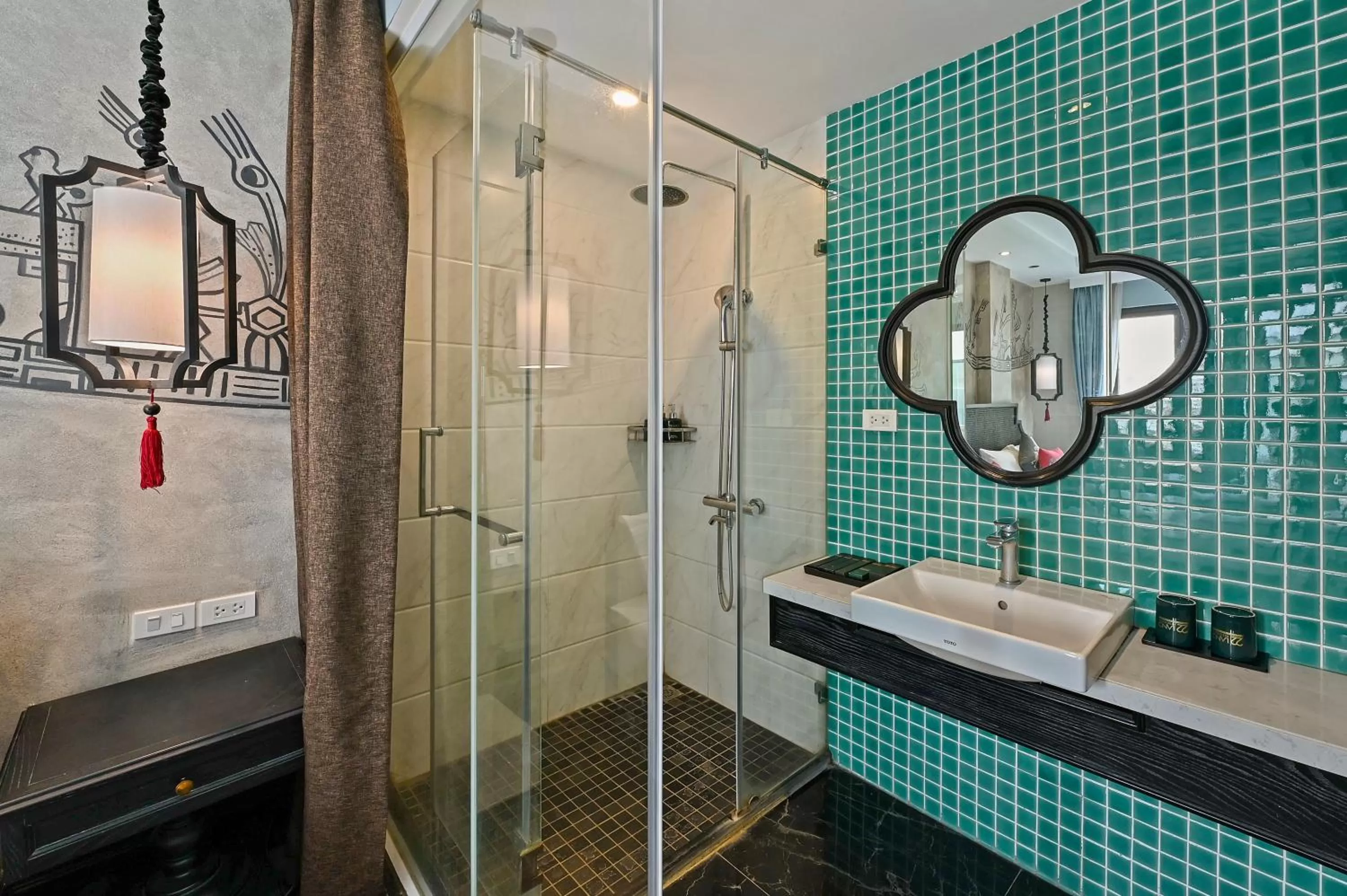 Shower, Bathroom in 22Land Residence Hotel & Spa 52 Ngo Huyen