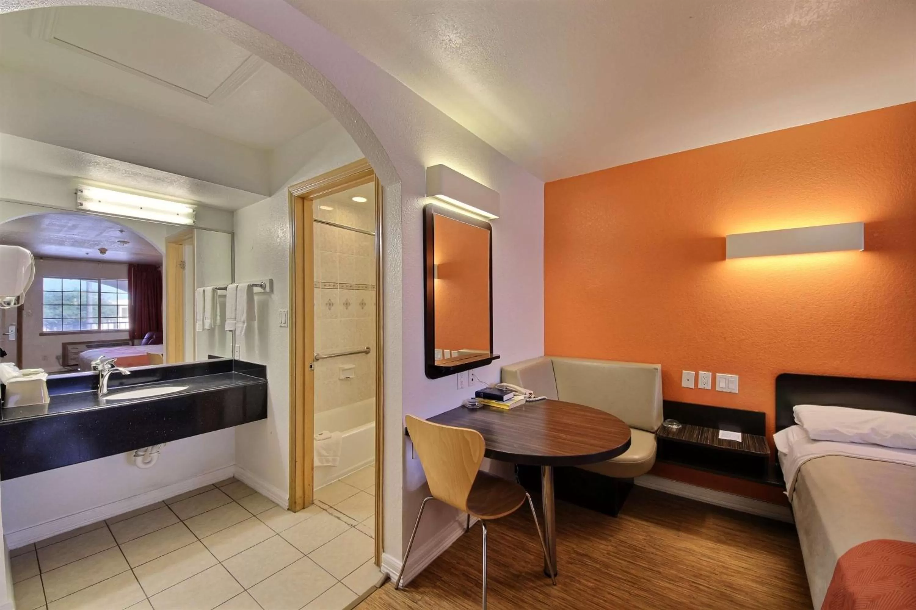 Photo of the whole room, Bed in Motel 6-Edinburg, TX