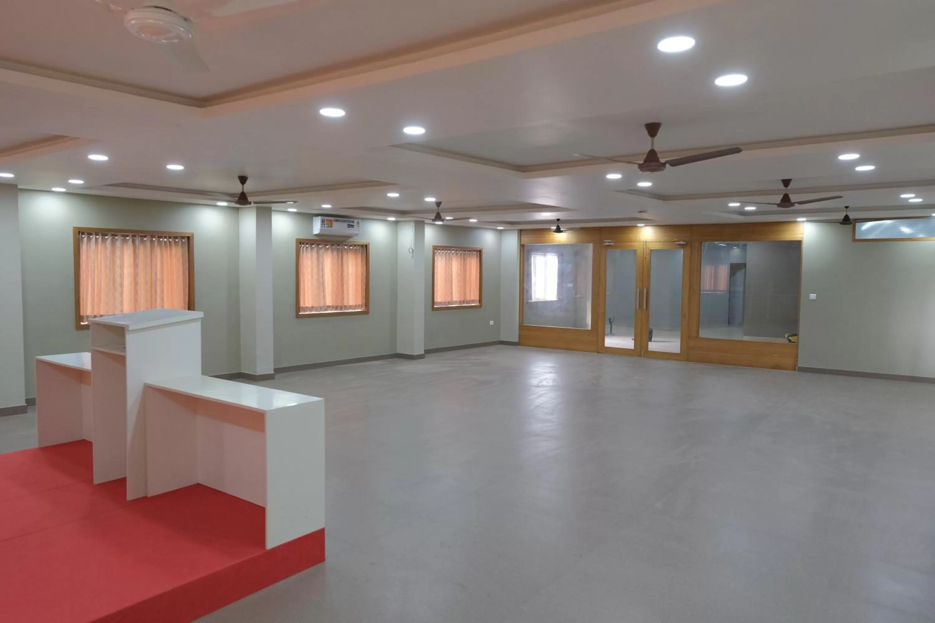 Banquet Facilities in V.A TOURIST RESIDENCY