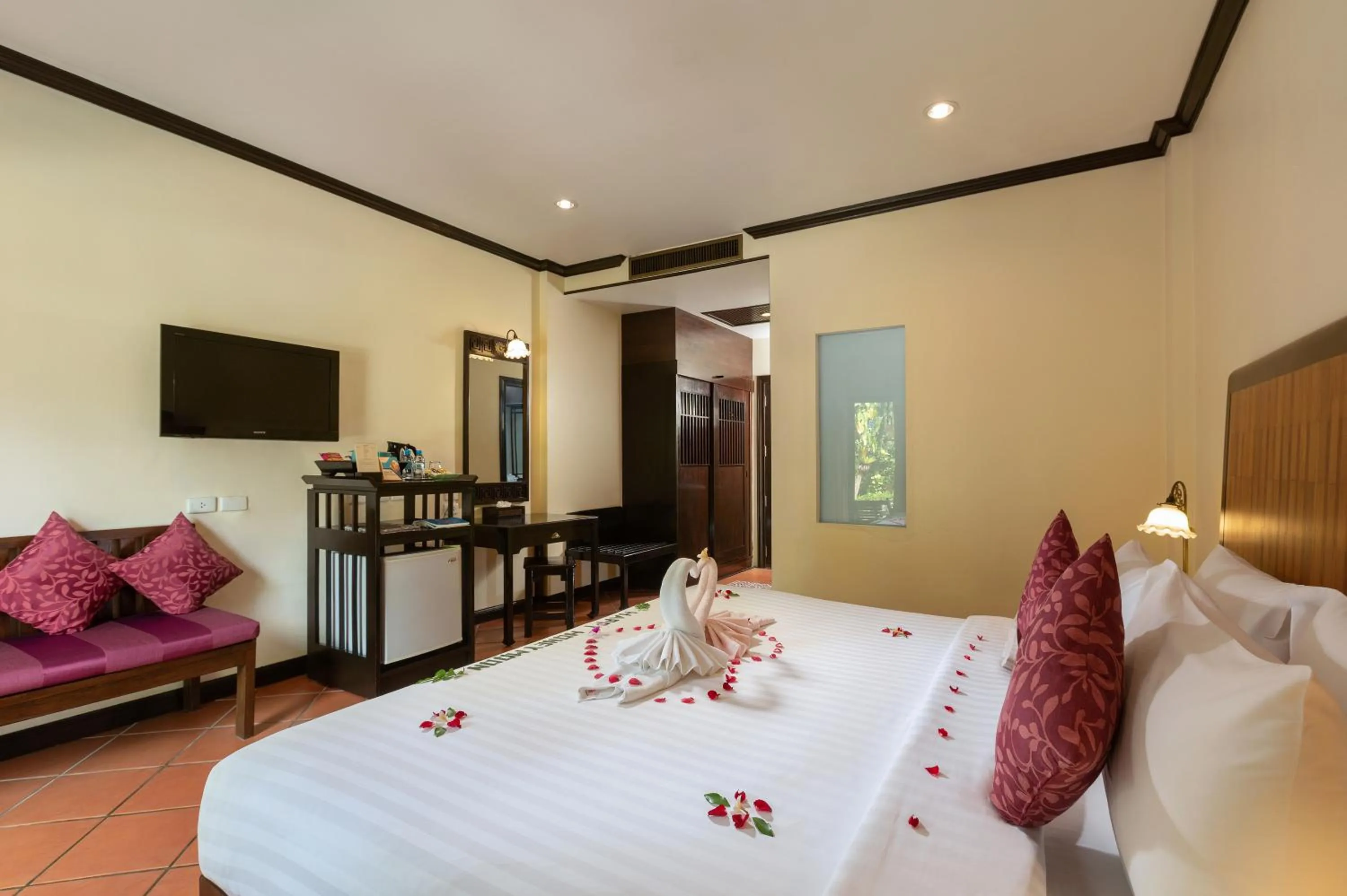 Photo of the whole room, Bed in The Front Village - SHA Plus