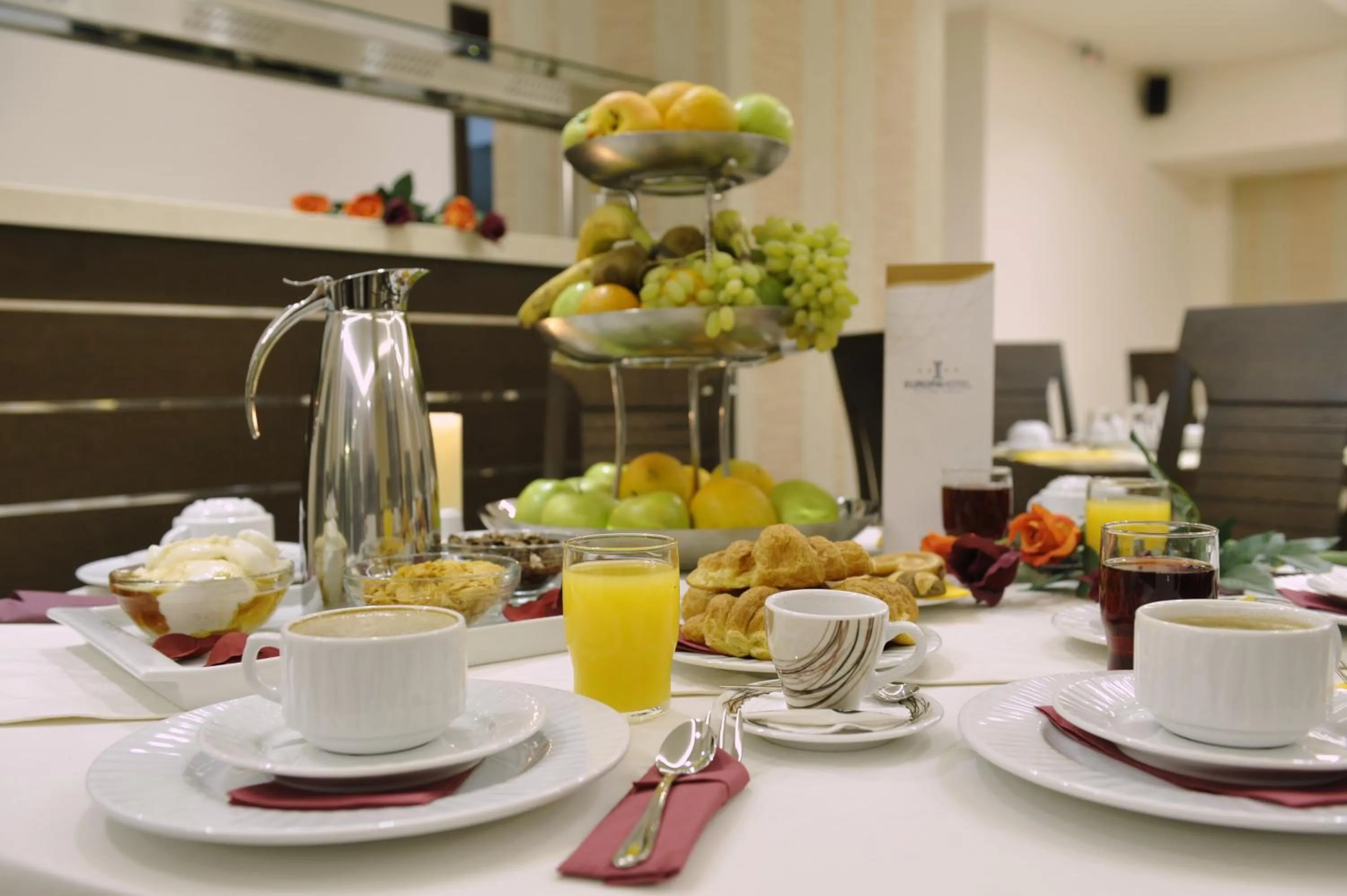 Food and drinks in Europa Hotel