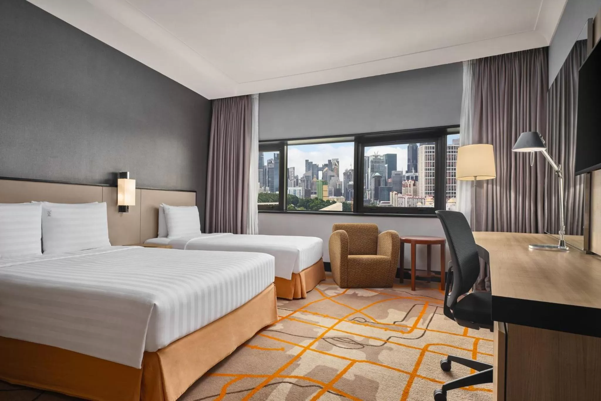 Photo of the whole room, Bed in Holiday Inn Singapore Atrium by IHG