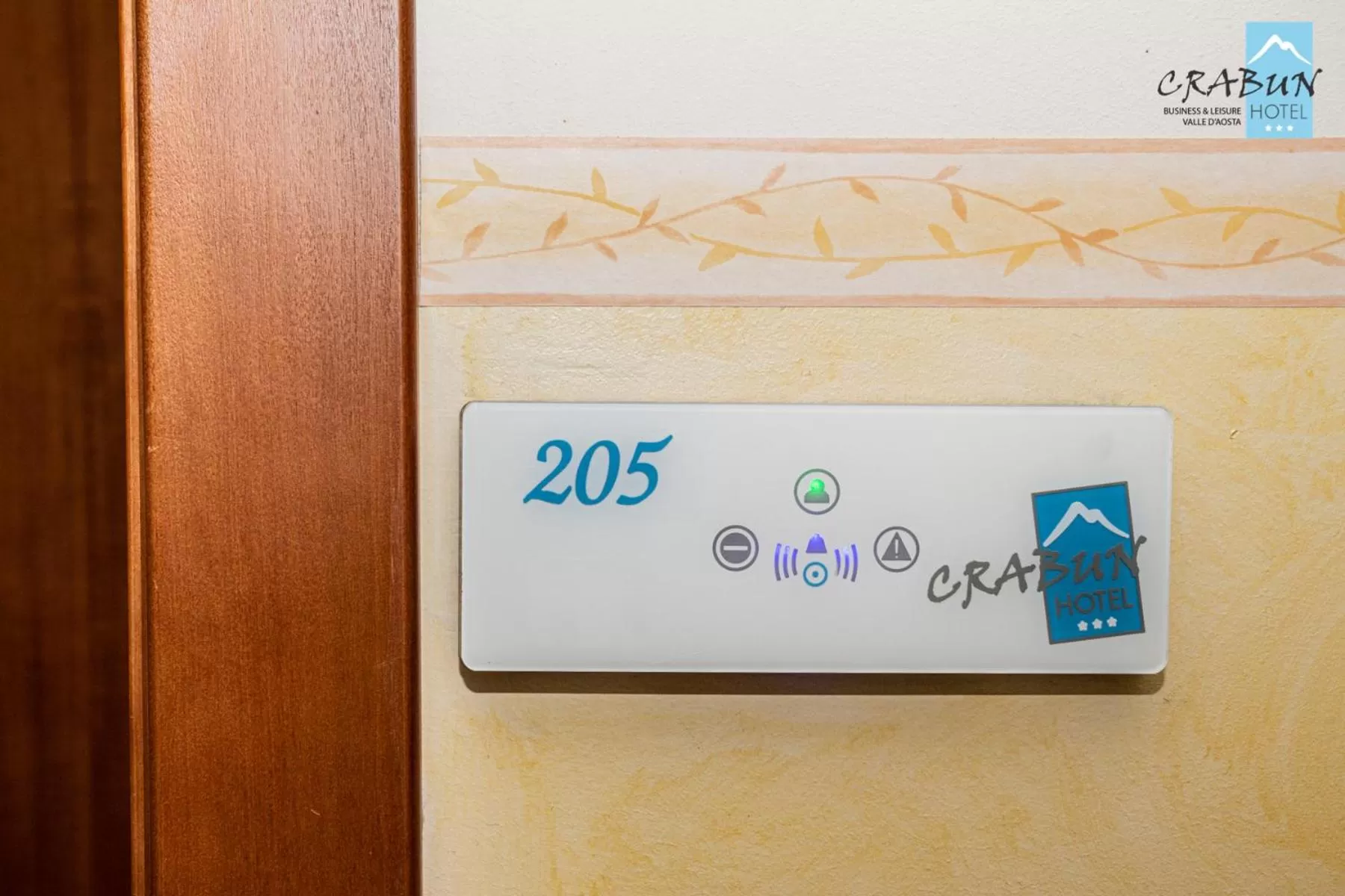 Decorative detail in Crabun Hotel