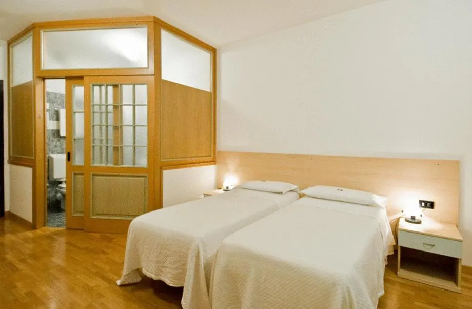 Bedroom, Bed in Hotel Europa