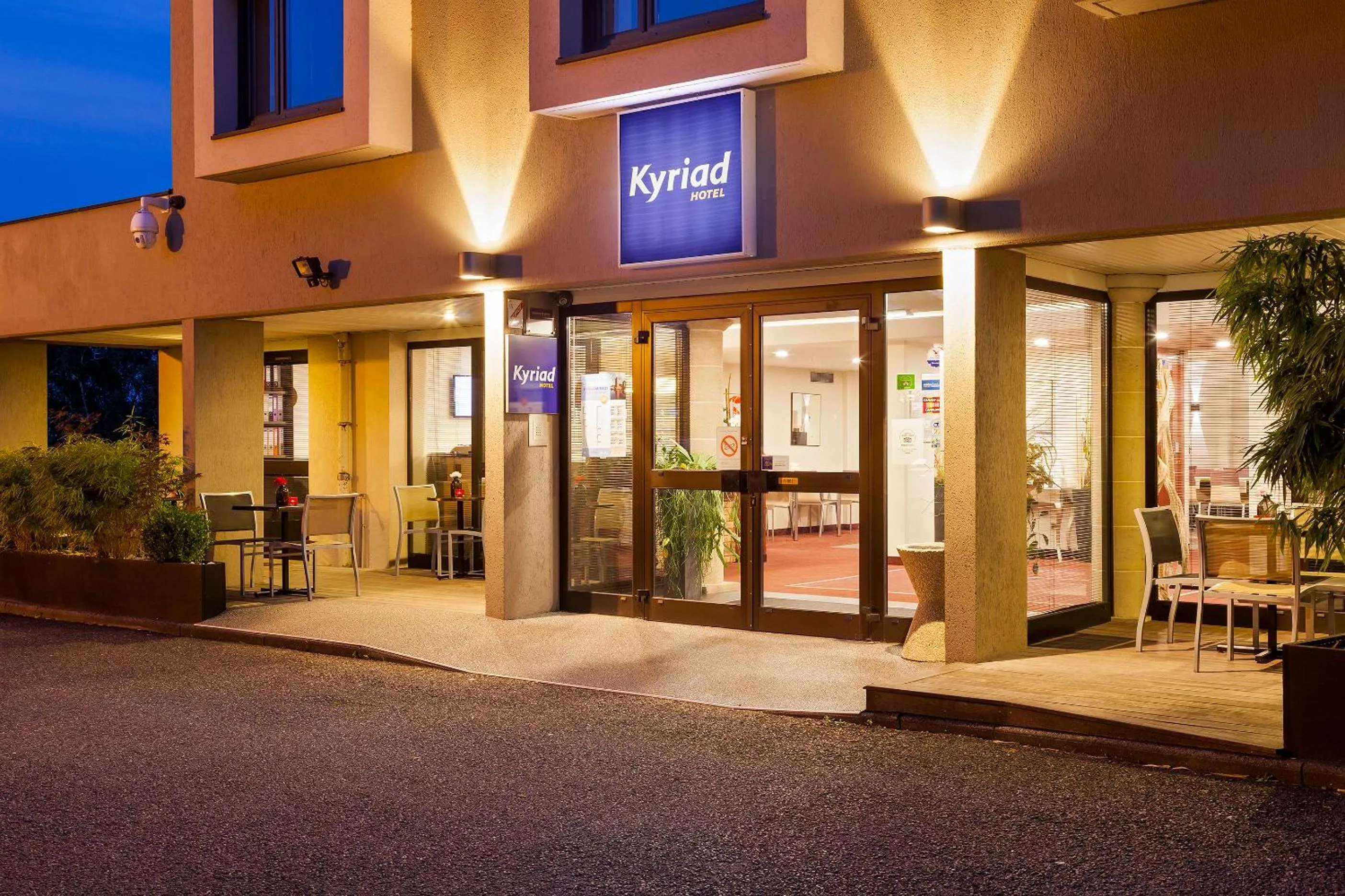 Facade/entrance in Kyriad Hotel Strasbourg Lingolsheim