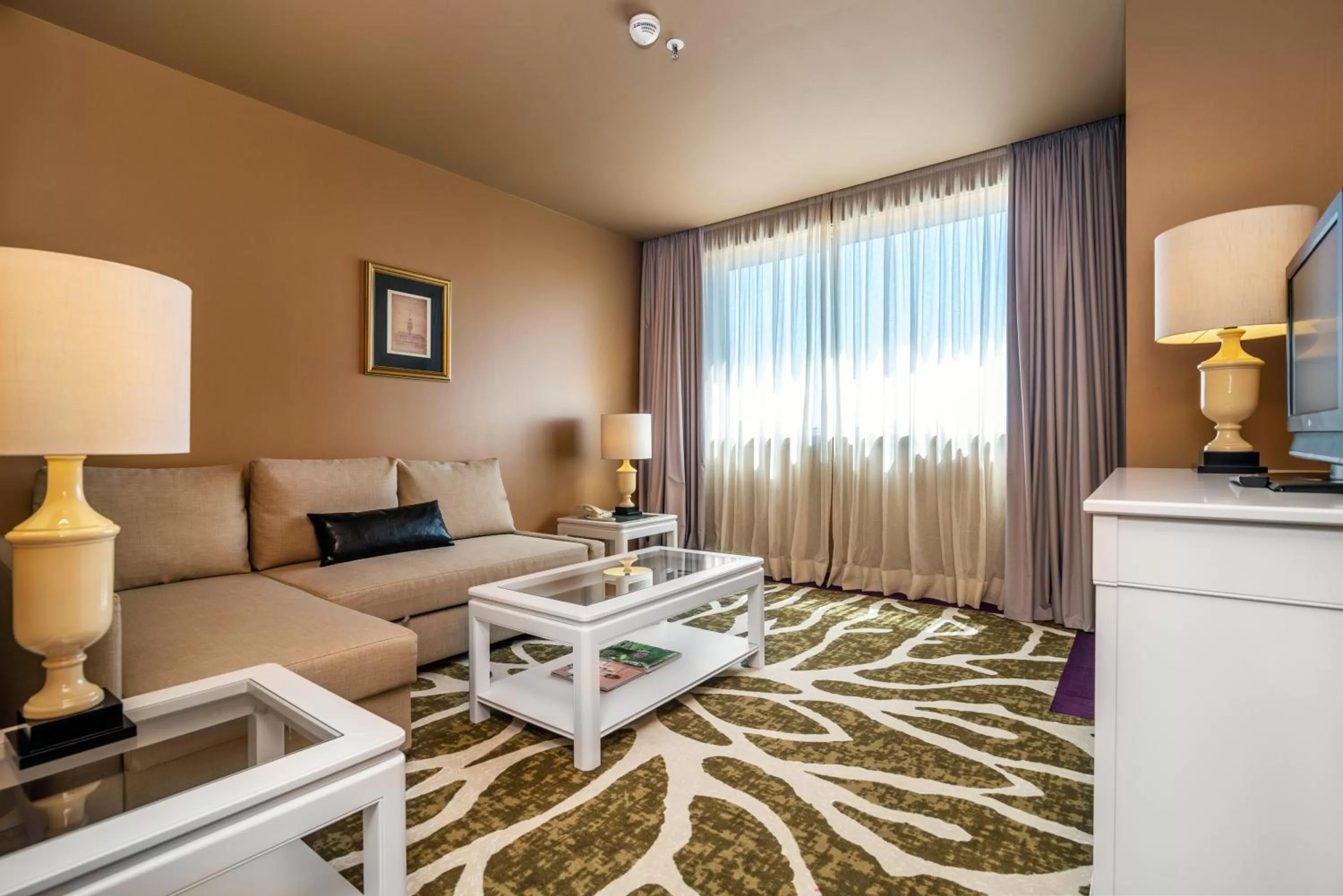 Bedroom in Holiday Inn Porto Gaia by IHG