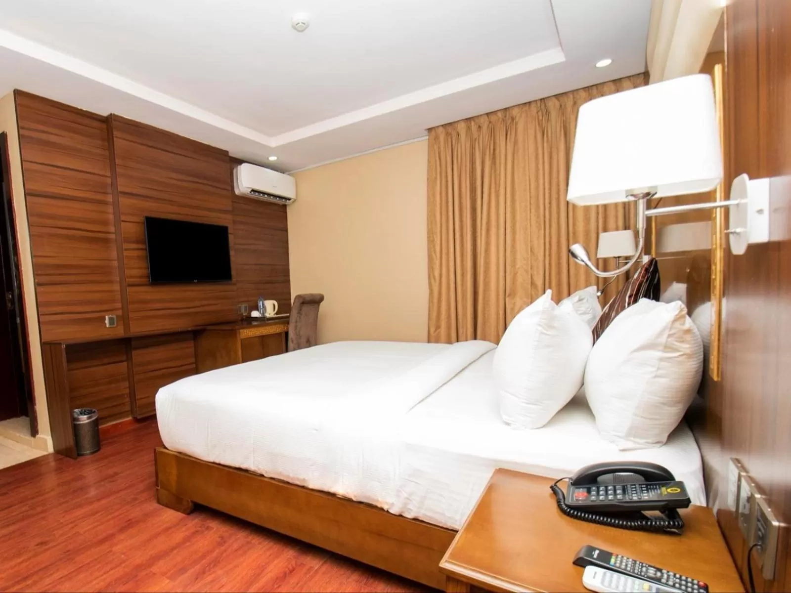 Standard Double Room in BON Hotel Nest Ibadan