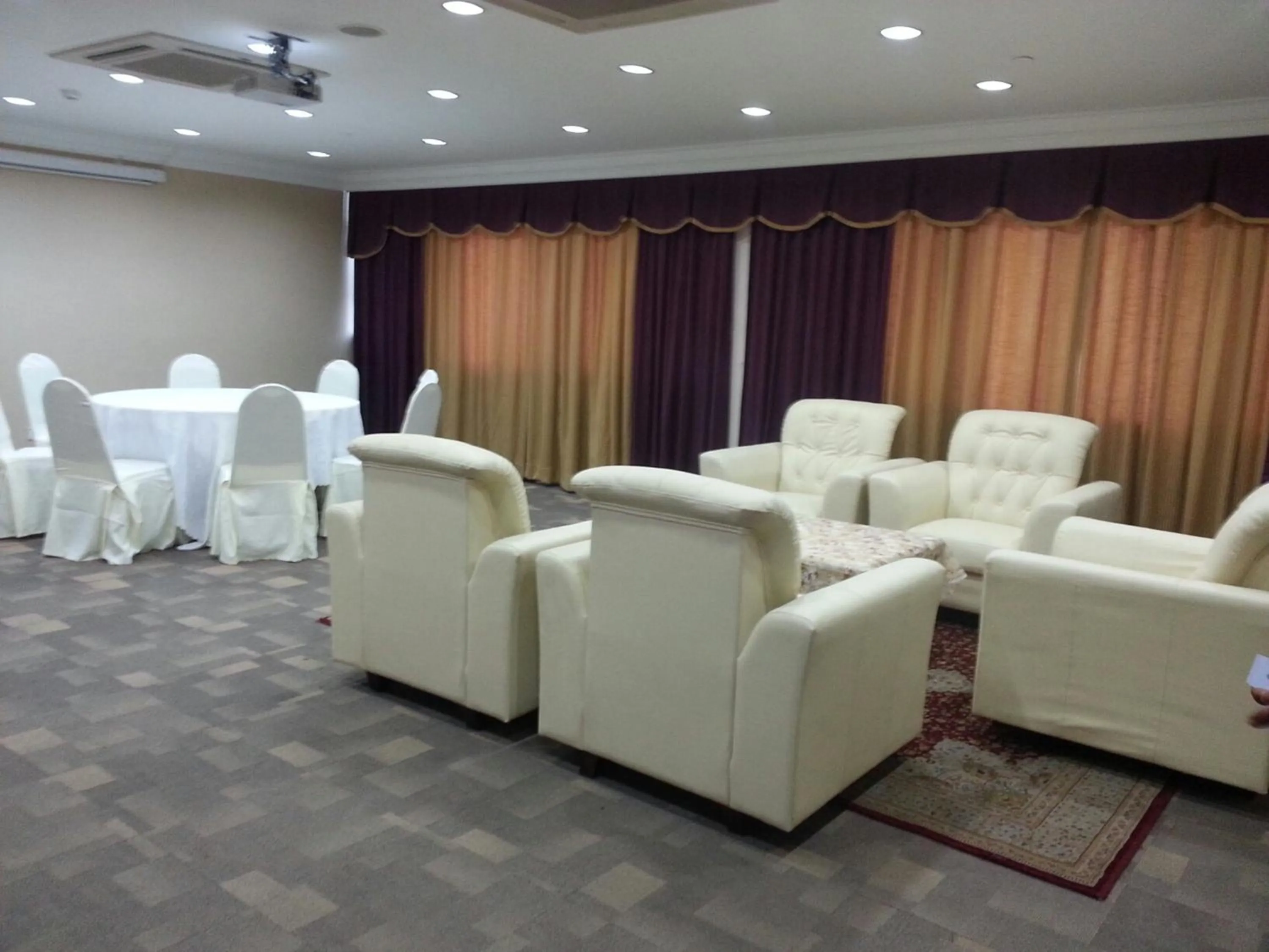 Meeting/conference room in TH Hotel Kelana Jaya