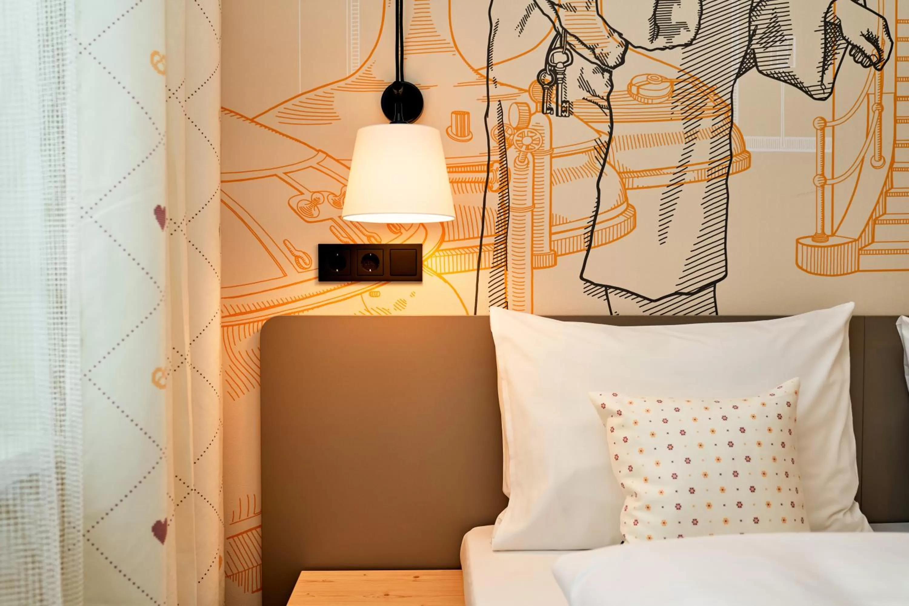 Bed in McDreams Hotel München-Nord