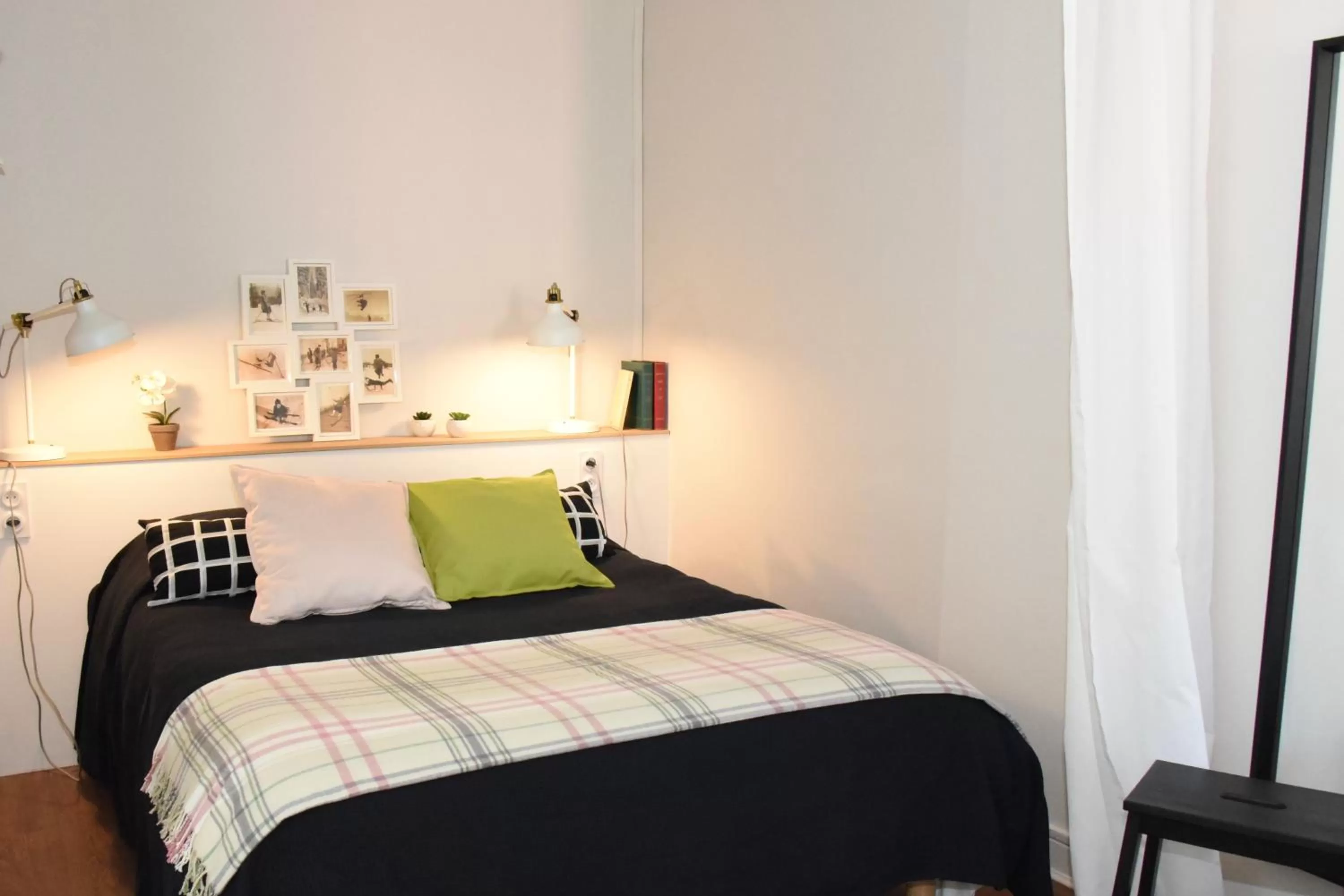 Bed in Barcelo Appart'hotel