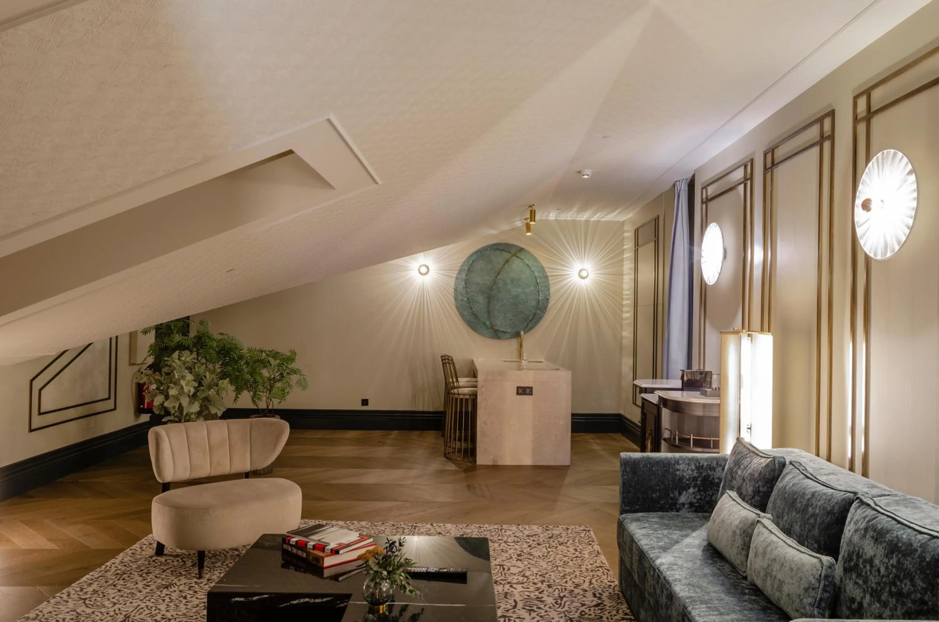 Living room in CoolRooms Palacio de Atocha