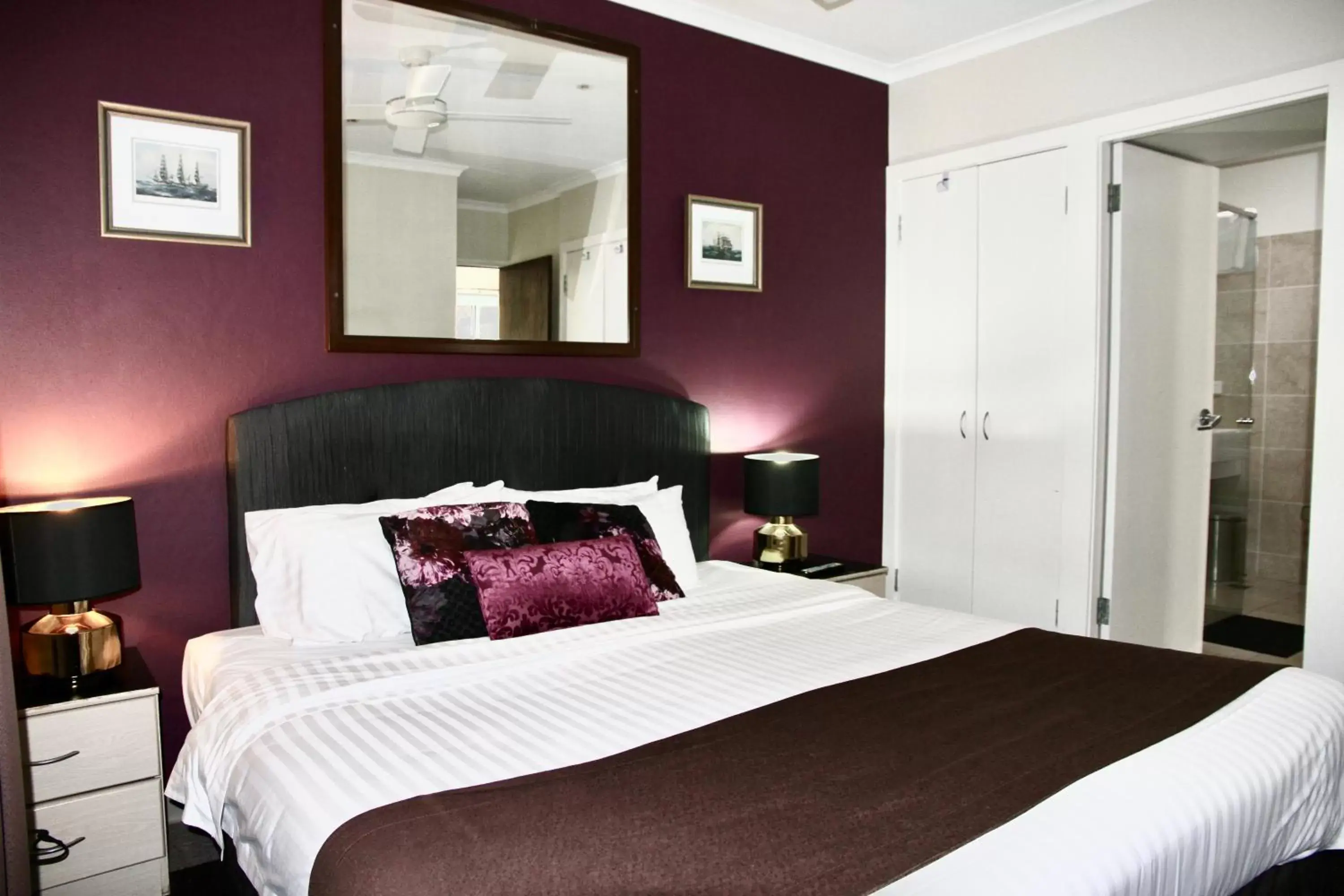 Family Room in Mariners Court Hotel Sydney Family Room in Mariners Court Hotel Sydney